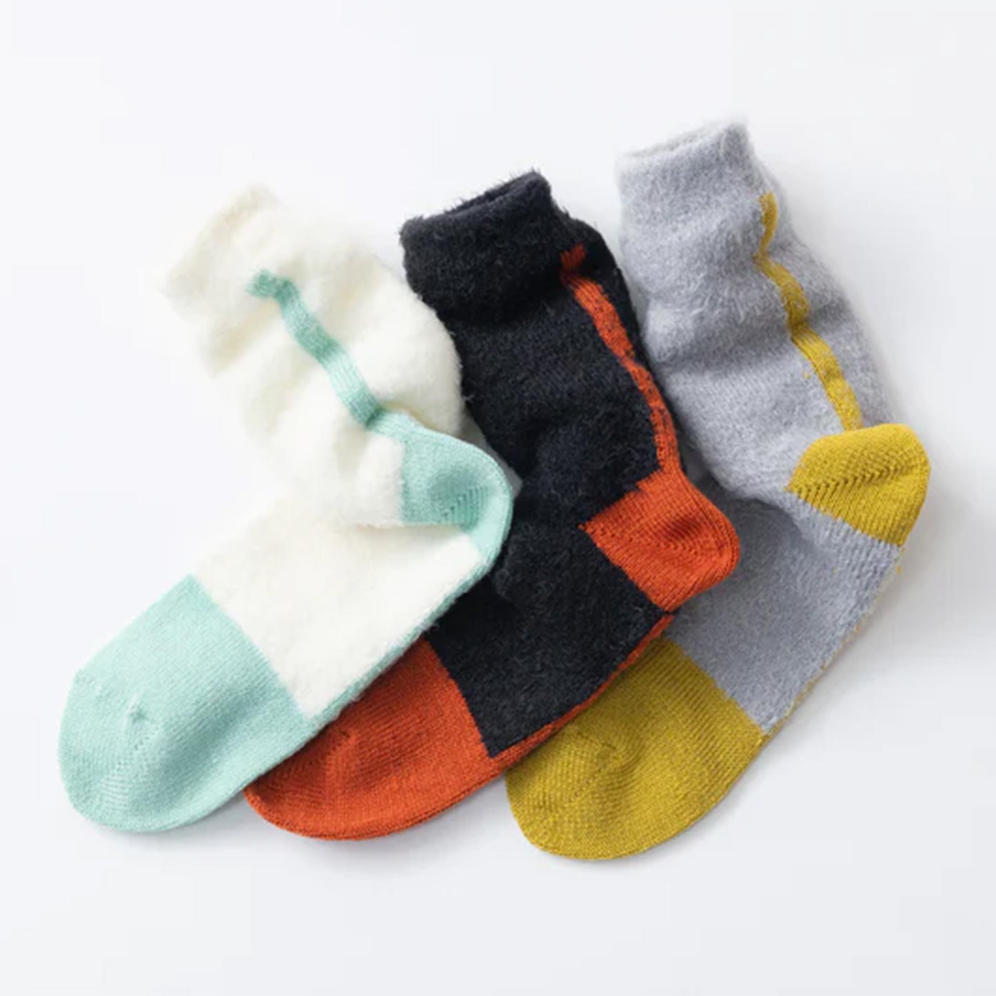 TRICOTÉ -SHAGGY LINE SOCKS- シャギーラインソックス