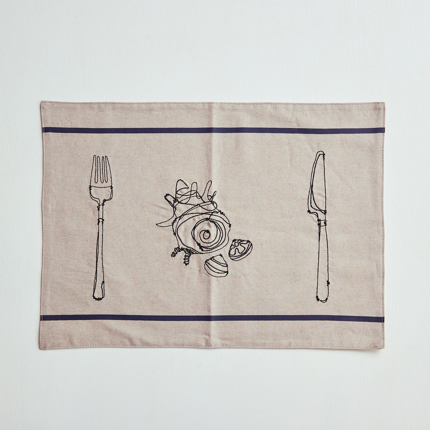+HAyU fabric -kitchen fabrics- コットンリネン刺繍ランチョンマット