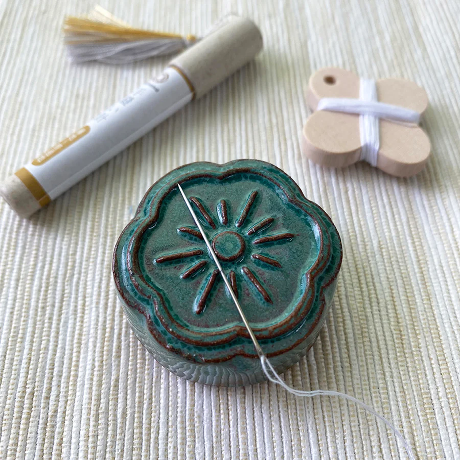 時代提げ物 人物根付 天然素材 在銘【子守お使い】高さ約5.0cm 重さ約24ｇ 時代提物 七福神根付 天然素材 在銘(友正)【大黒様】高さ約5cm