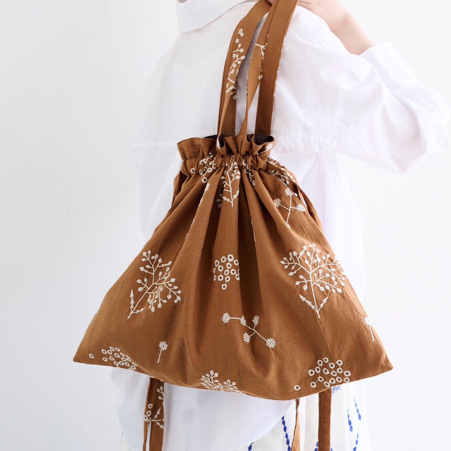 echino/エチノ 2023~Botanical~ 綿麻シーチング 刺繍