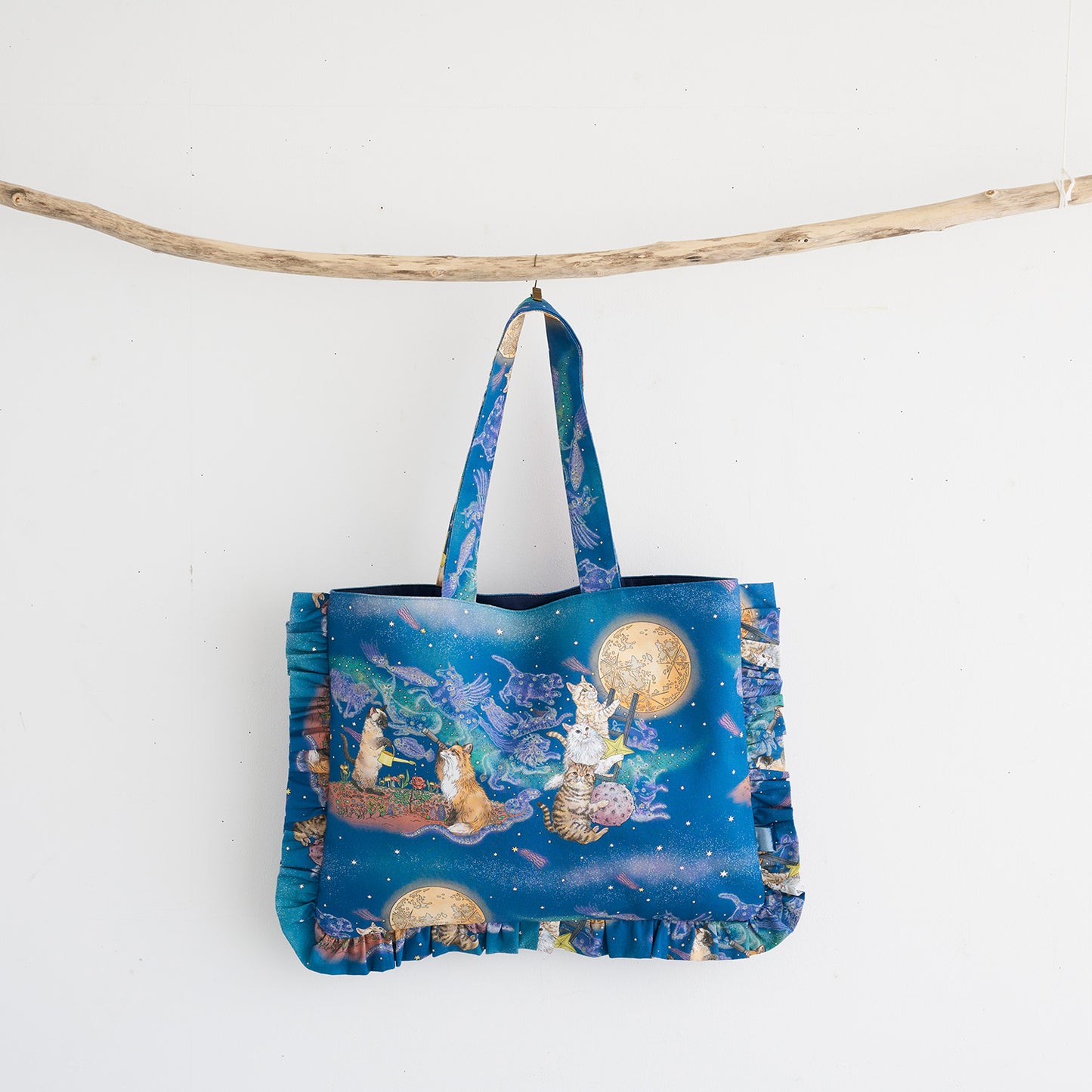 (無料サンプル)365 CAT ART 月あかりの猫~おとぎの国の猫と仲間たち~ 綿100%シーチング - cocca