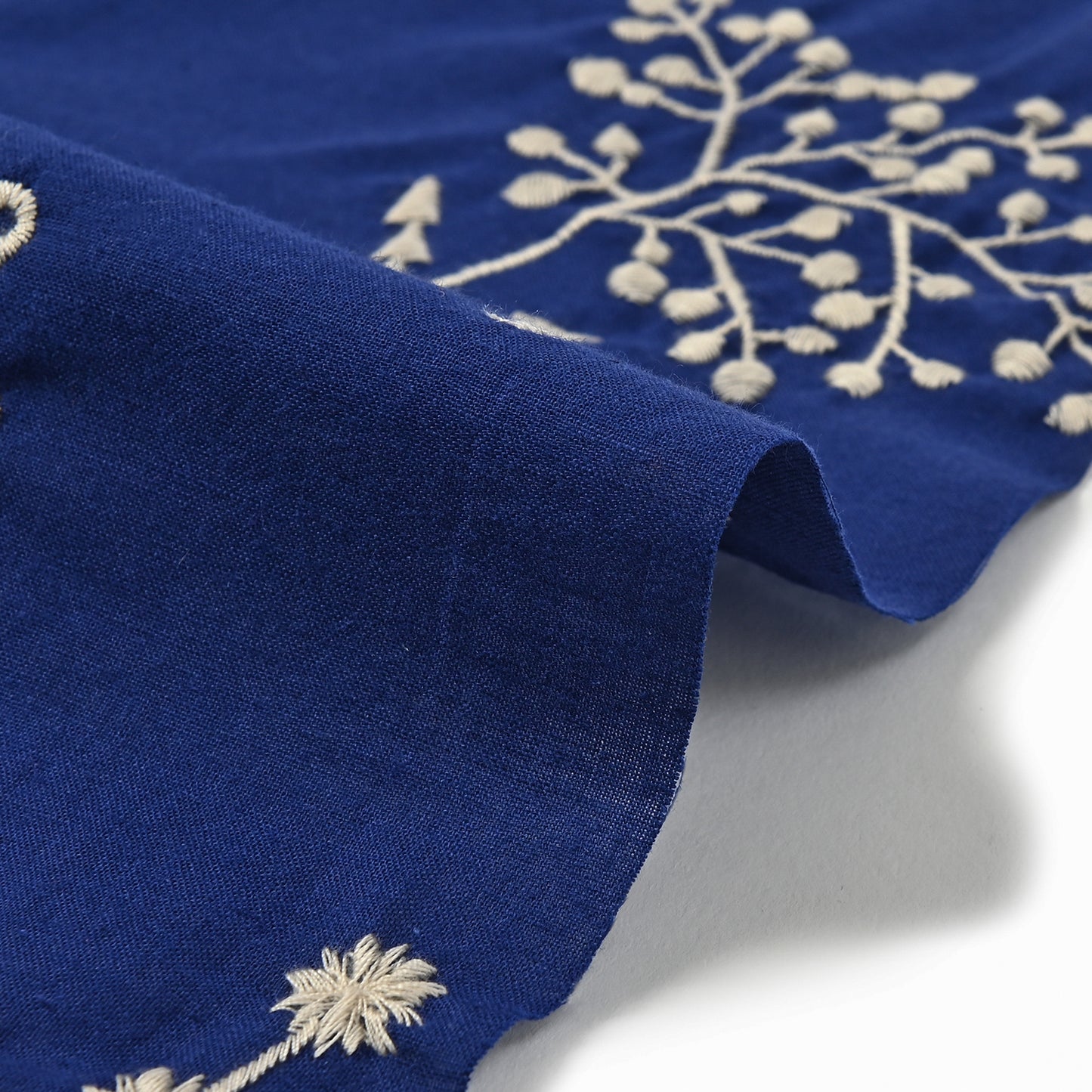 echino/エチノ 2023~Botanical~ 綿麻シーチング 刺繍