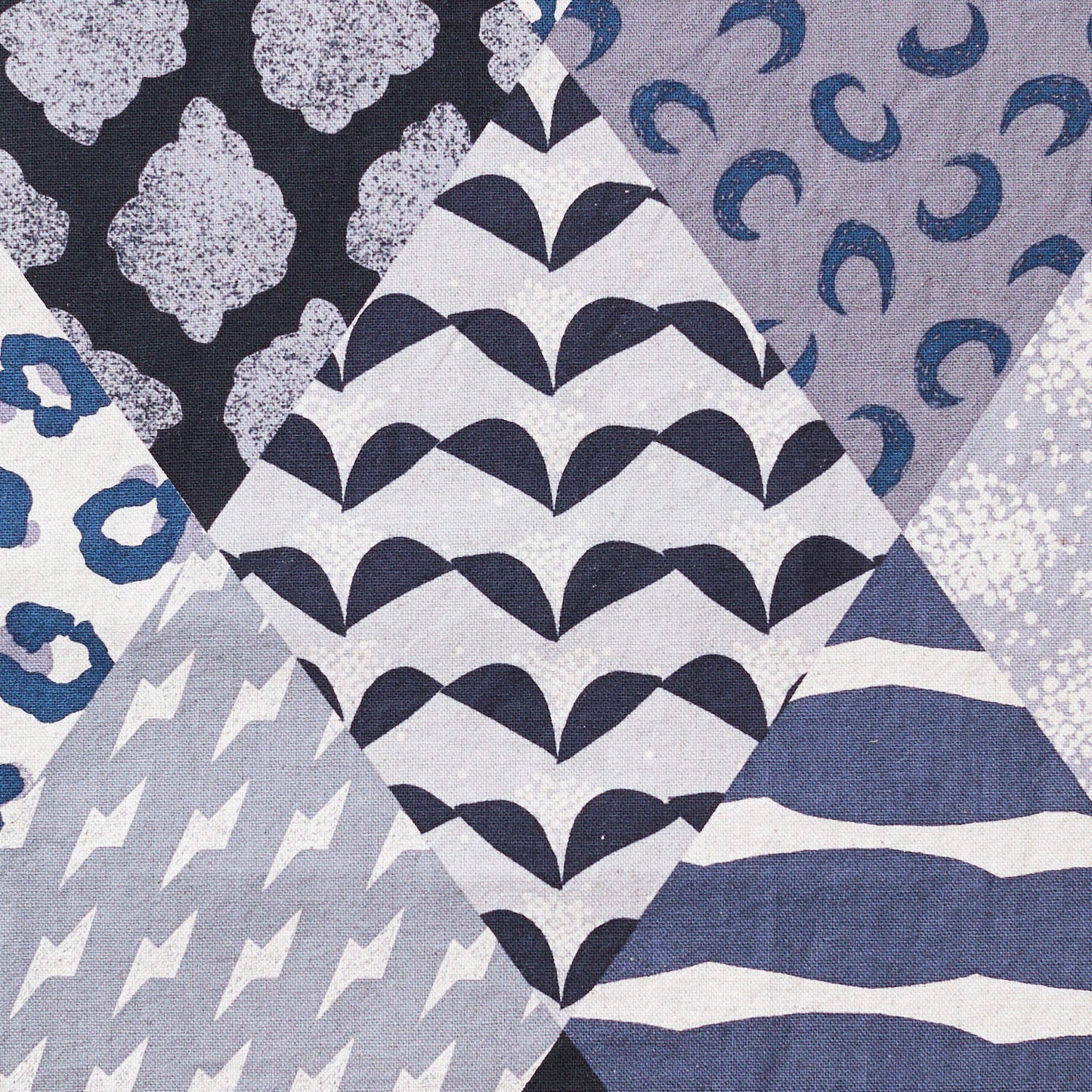 echino/エチノ 2025 ~Rhombus~ 綿麻キャンバス