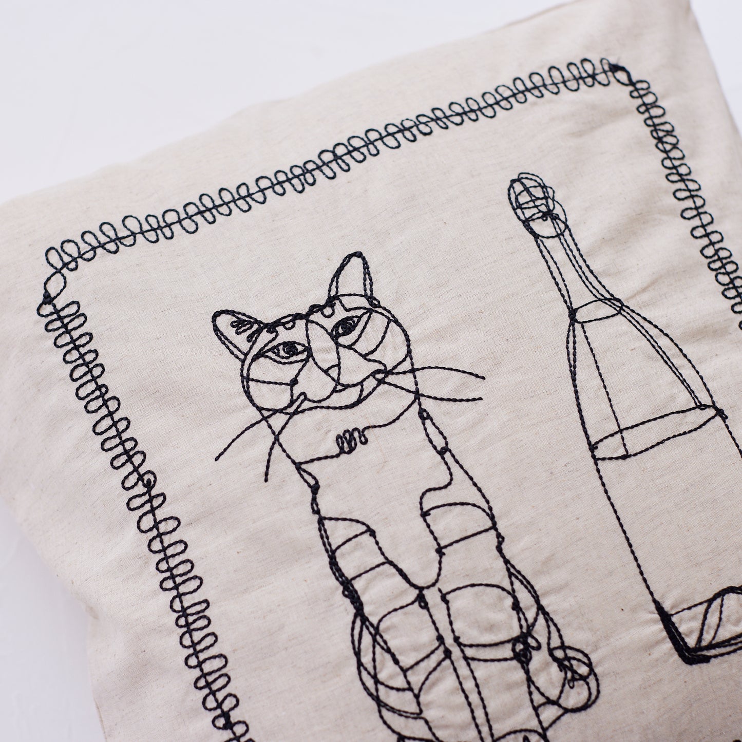 【+HAyU fabric】- Cushion Cover - クッションカバー ~Nyampagne~ コットンリネン
