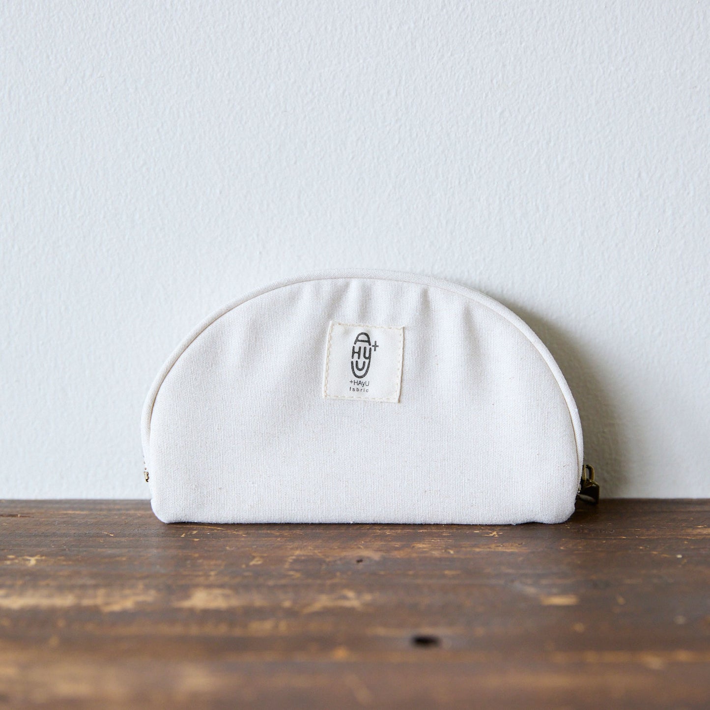 【+HAyU fabric】-glasses case- 刺繍ポーチ