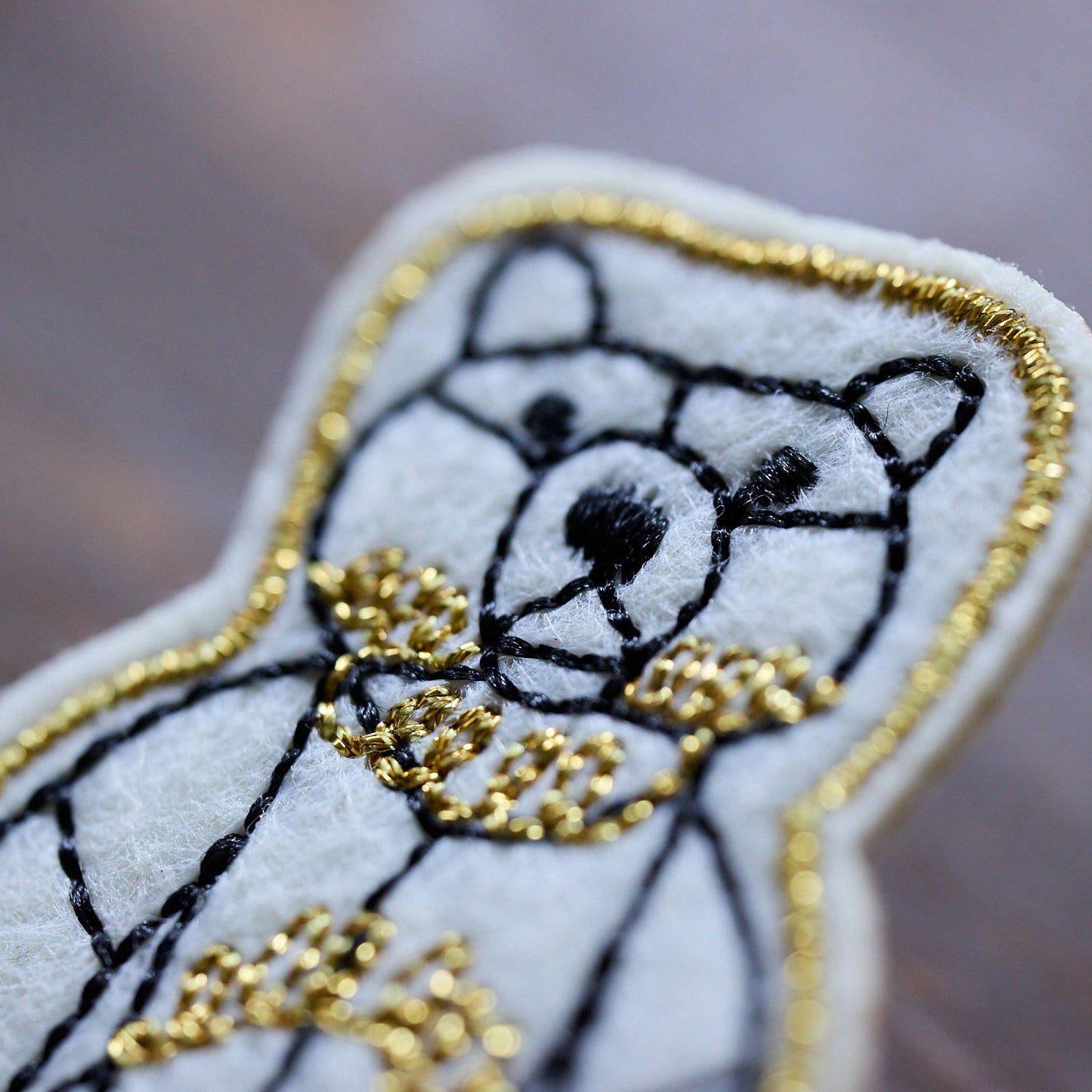 【+HAyU】刺繍ピンブローチ3点セット