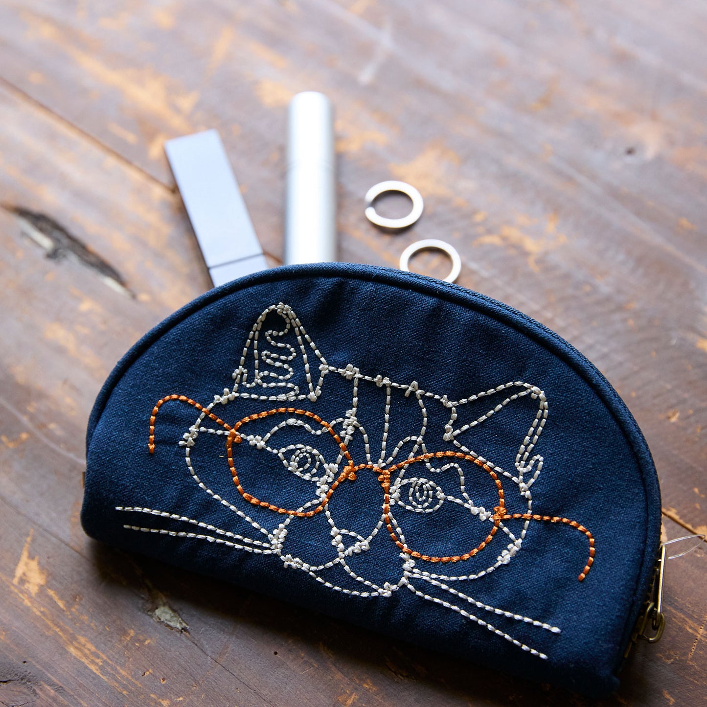 【+HAyU fabric】-glasses case- 刺繍ポーチ