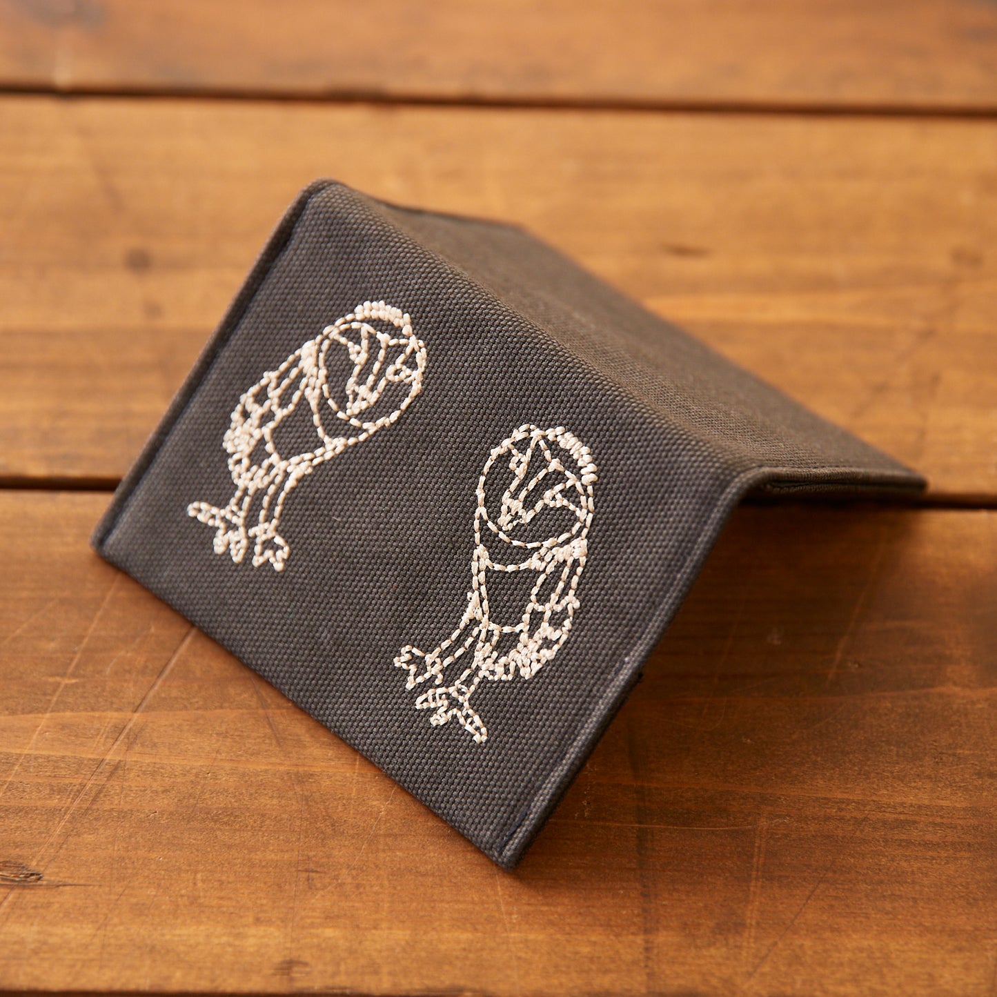 【+HAyU fabric】 -stationery & goods- カードフォルダー