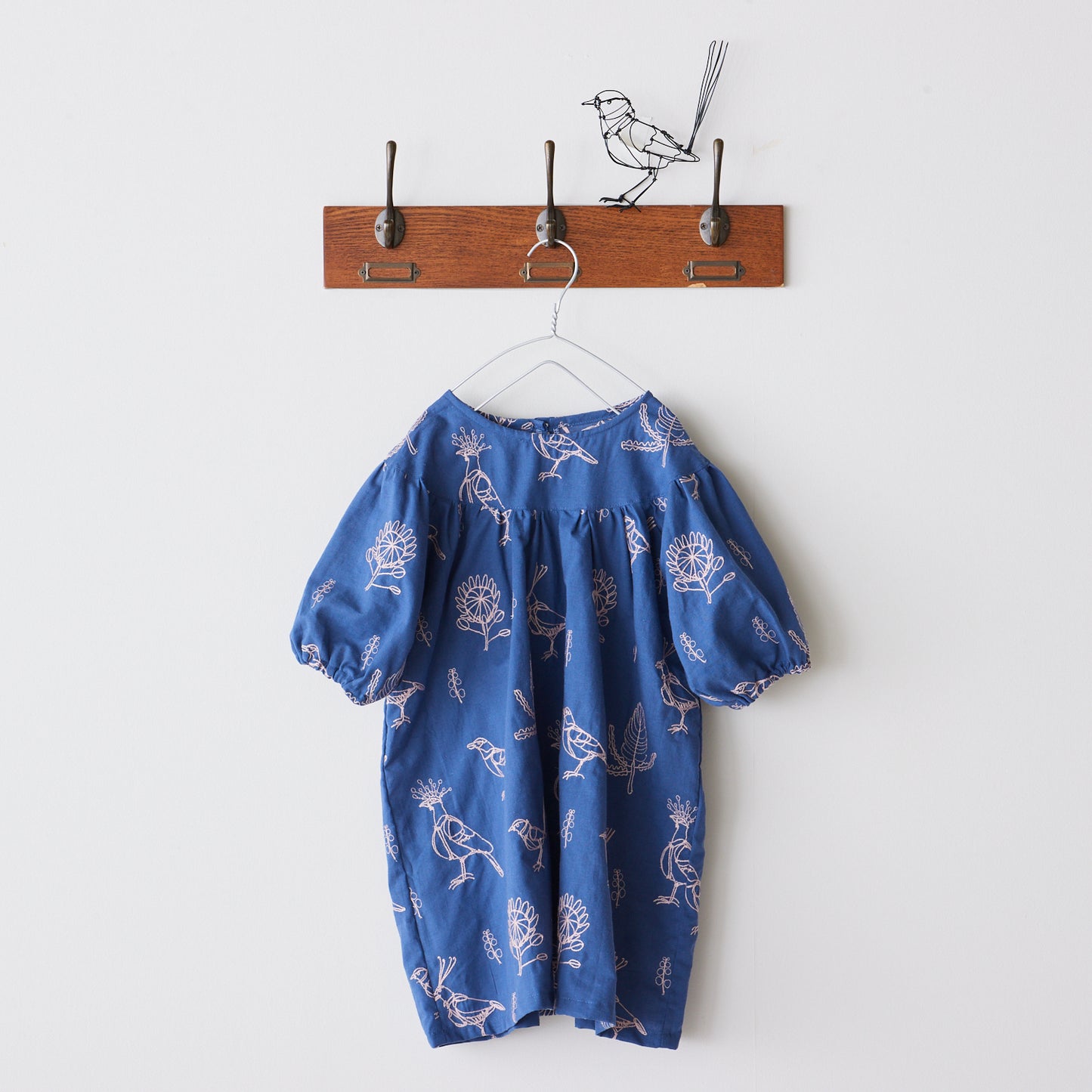 +HAyU fabric ~Bird~ 綿麻シーチング 刺繍