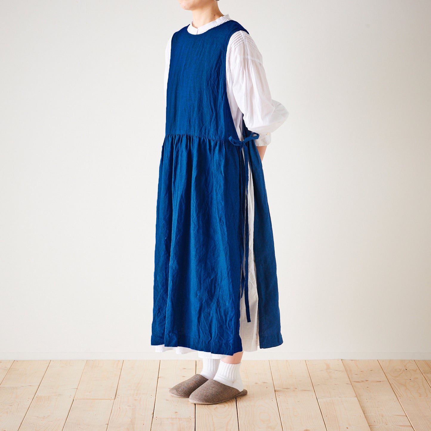 【cocca for】 日に日になじむ、リネンエプロンワンピース