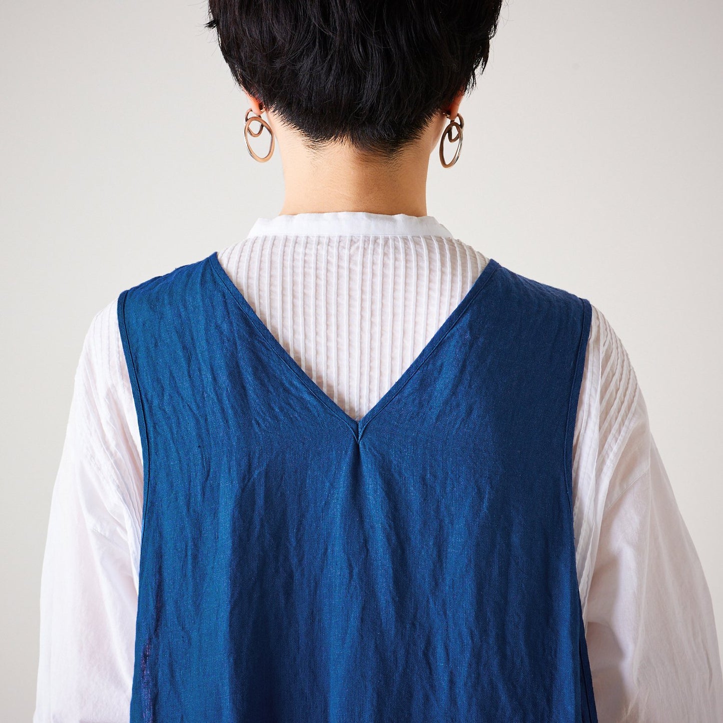 【cocca for】 日に日になじむ、リネンエプロンワンピース