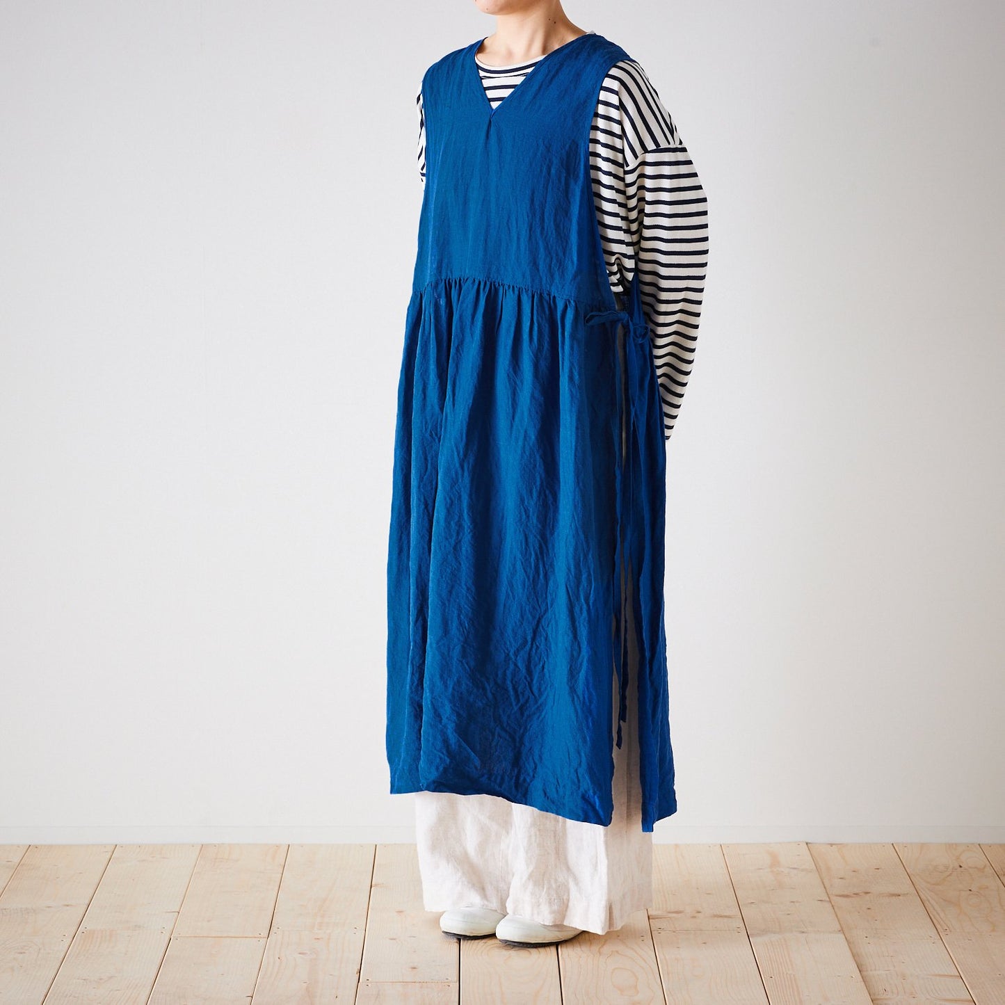【cocca for】 日に日になじむ、リネンエプロンワンピース