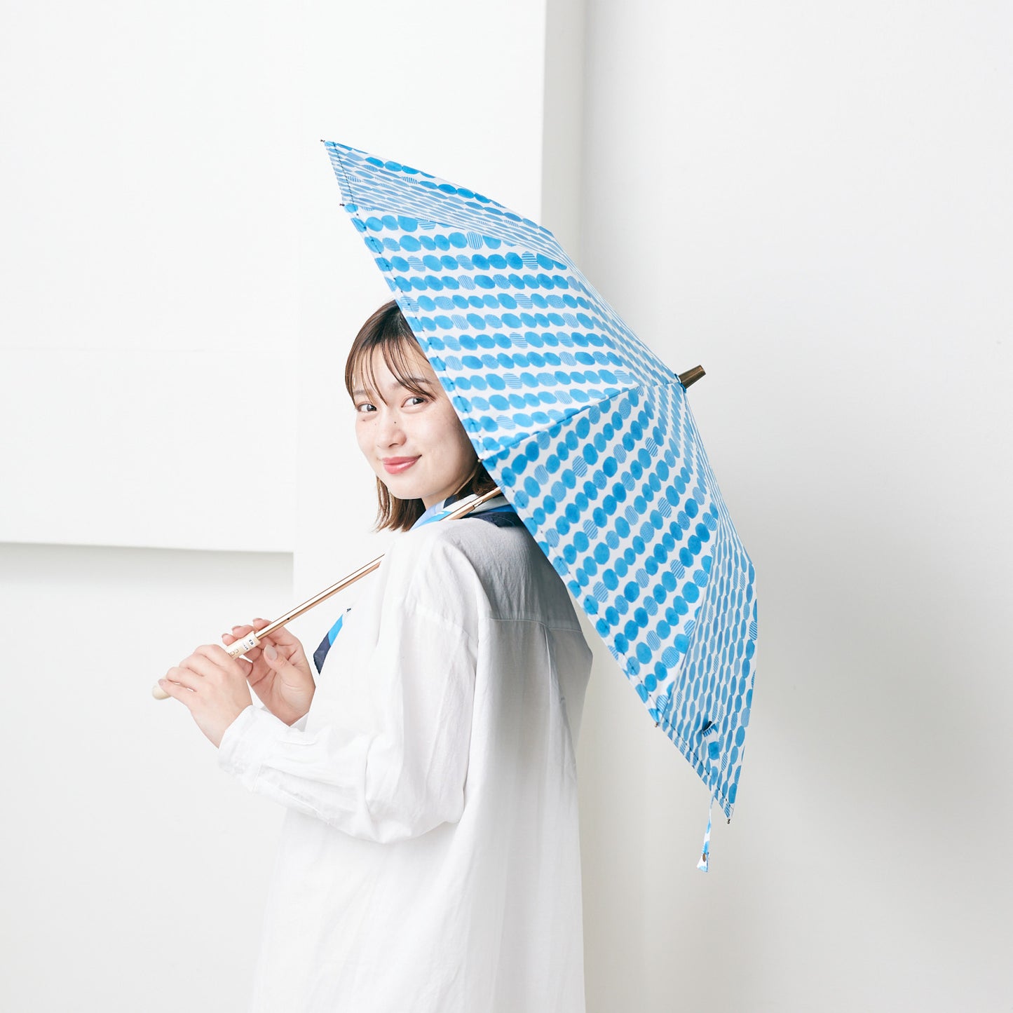 【晴雨兼用】coccaの日傘雨傘 dot 刺繍(折りたたみ)
