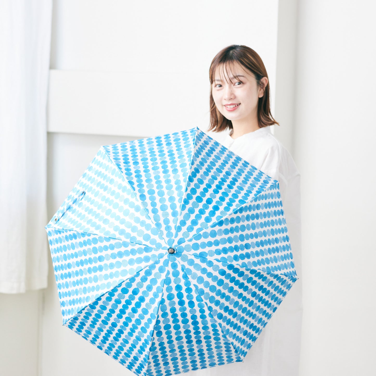 【晴雨兼用】coccaの日傘雨傘 dot 刺繍(ショート)