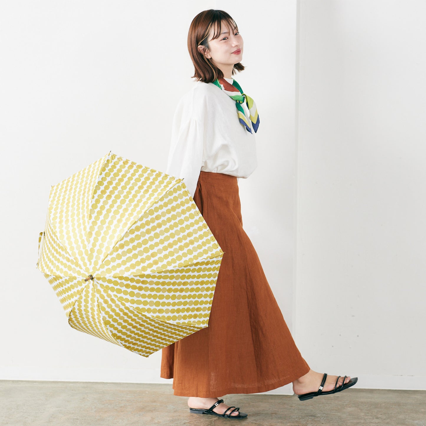 【晴雨兼用】coccaの日傘雨傘 dot 刺繍(ショート)