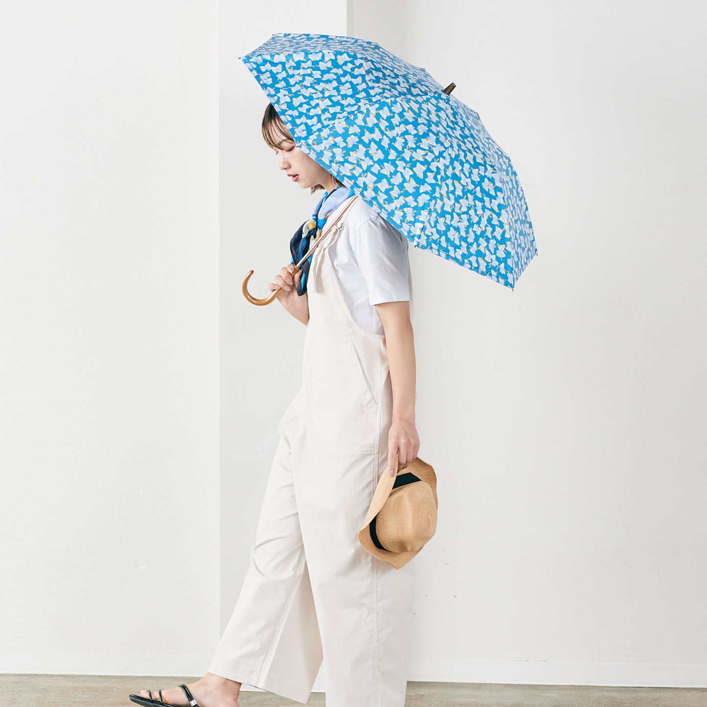 【晴雨兼用】coccaの日傘雨傘 elder flower  刺繍(折りたたみ)