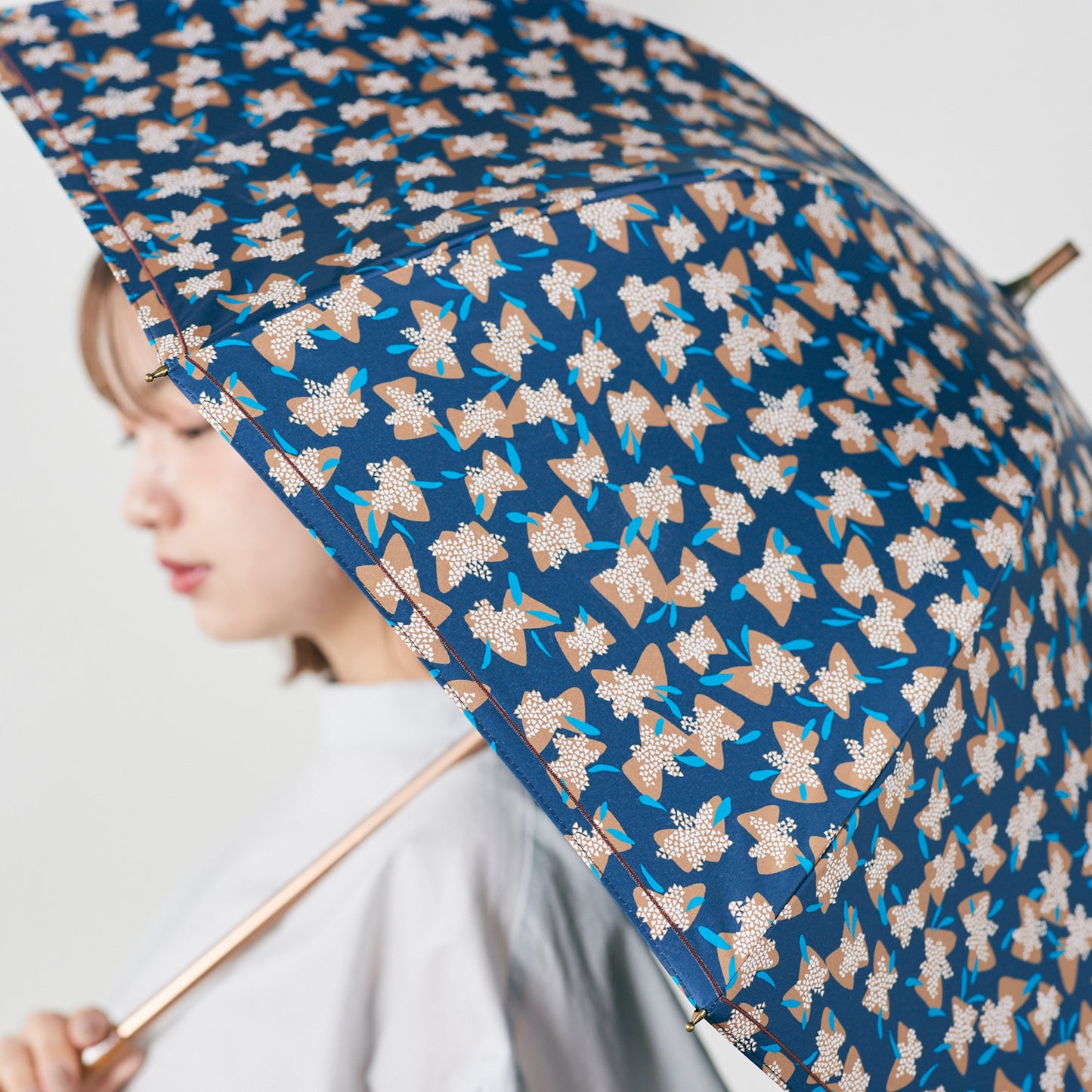 【晴雨兼用】coccaの日傘雨傘 elder flower 刺繍(ショート)