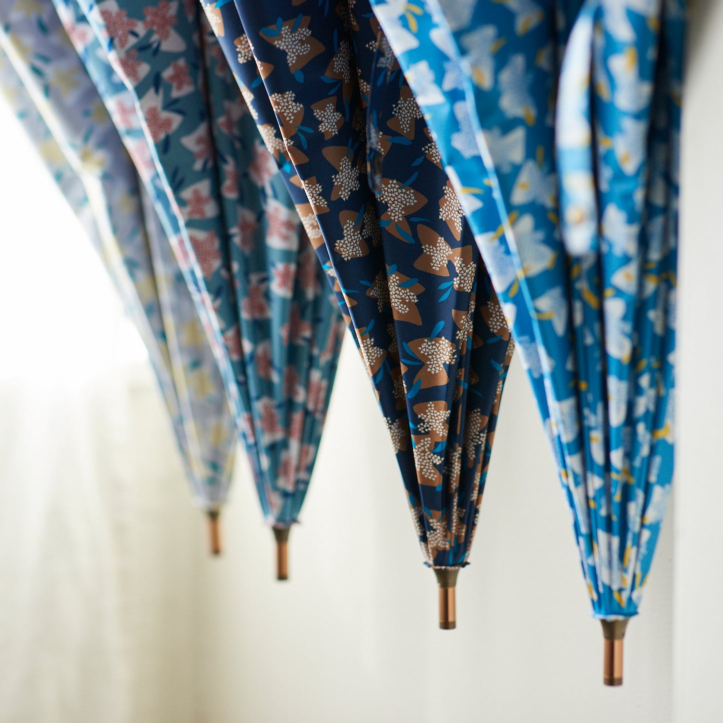 【晴雨兼用】coccaの日傘雨傘 elder flower 刺繍(ショート)