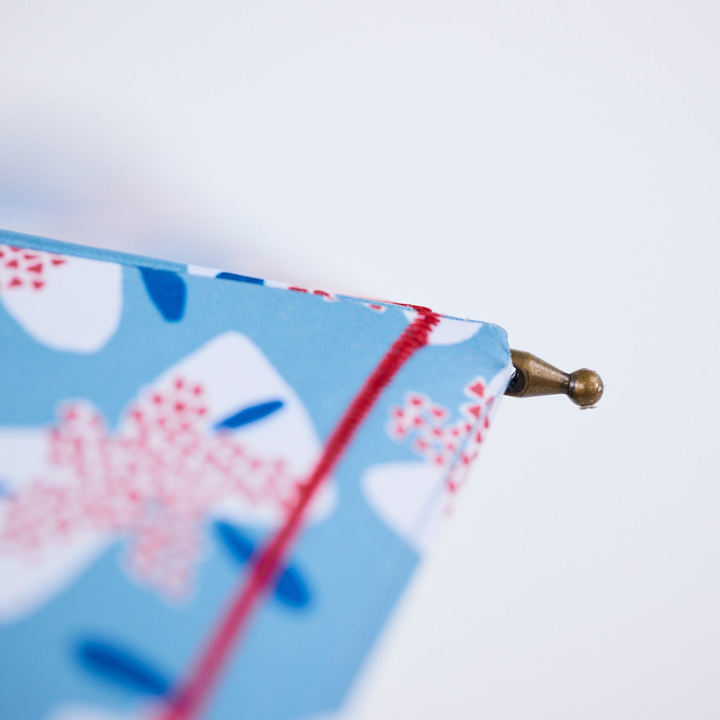 【晴雨兼用】coccaの日傘雨傘 elder flower 刺繍(ショート)