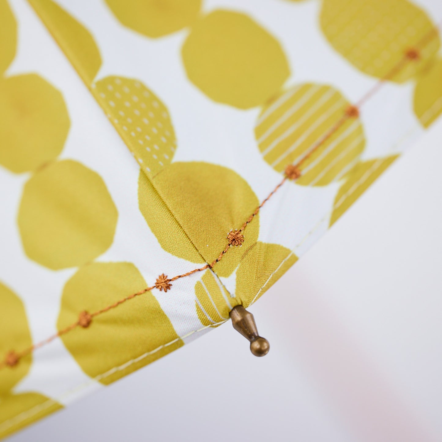 【晴雨兼用】coccaの日傘雨傘 dot 刺繍(ショート)
