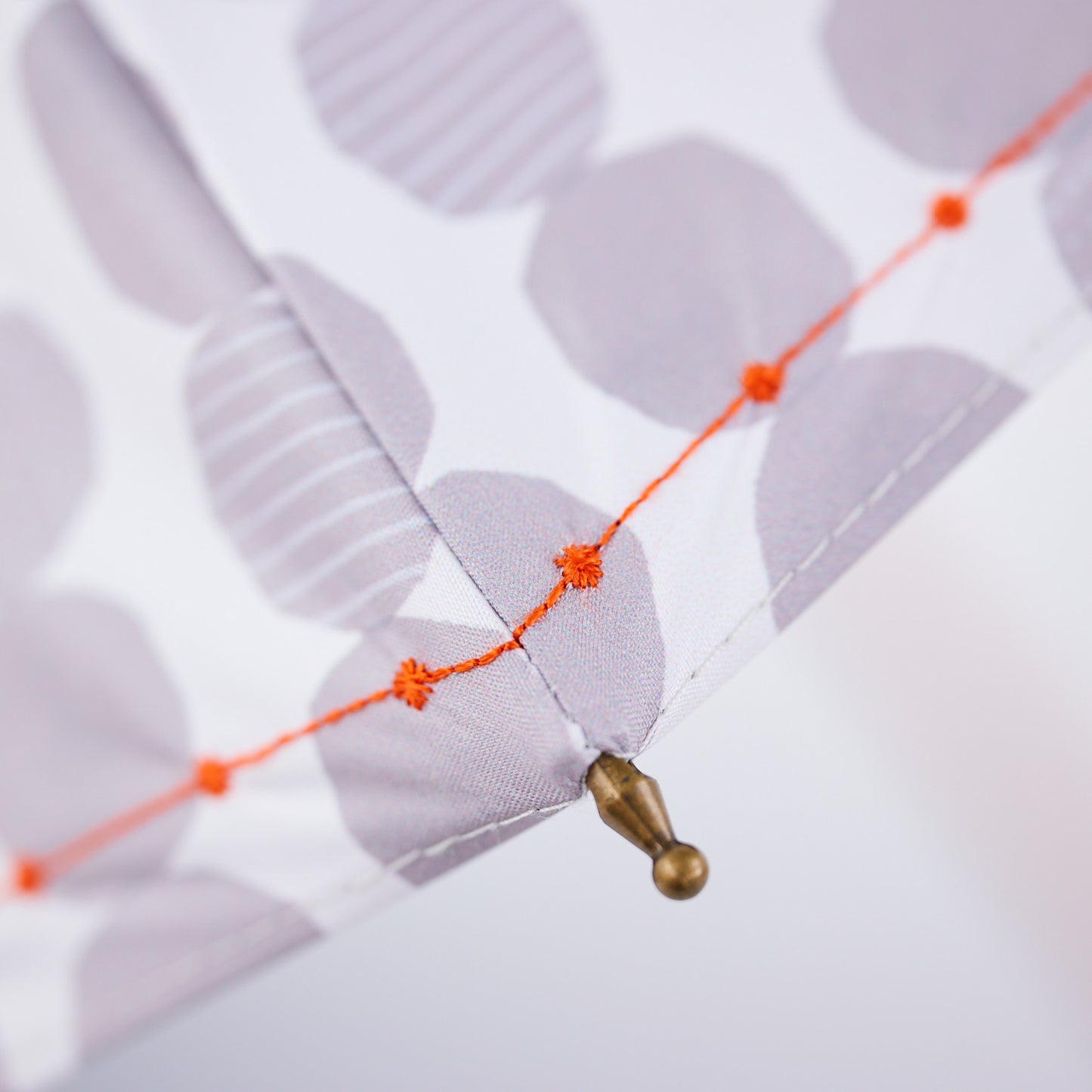 【晴雨兼用】coccaの日傘雨傘 dot 刺繍(ショート)