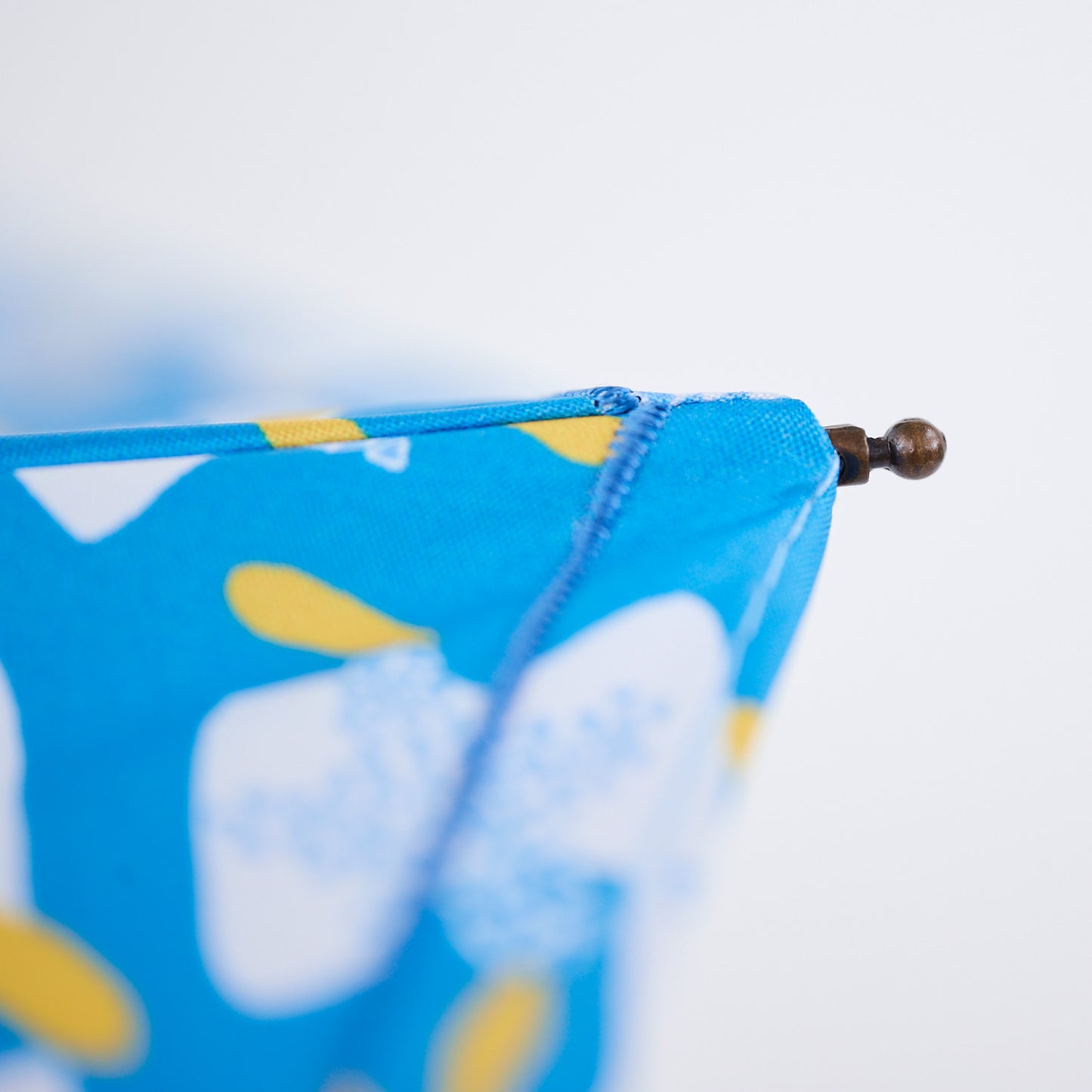 【晴雨兼用】coccaの日傘雨傘 elder flower  刺繍(折りたたみ)
