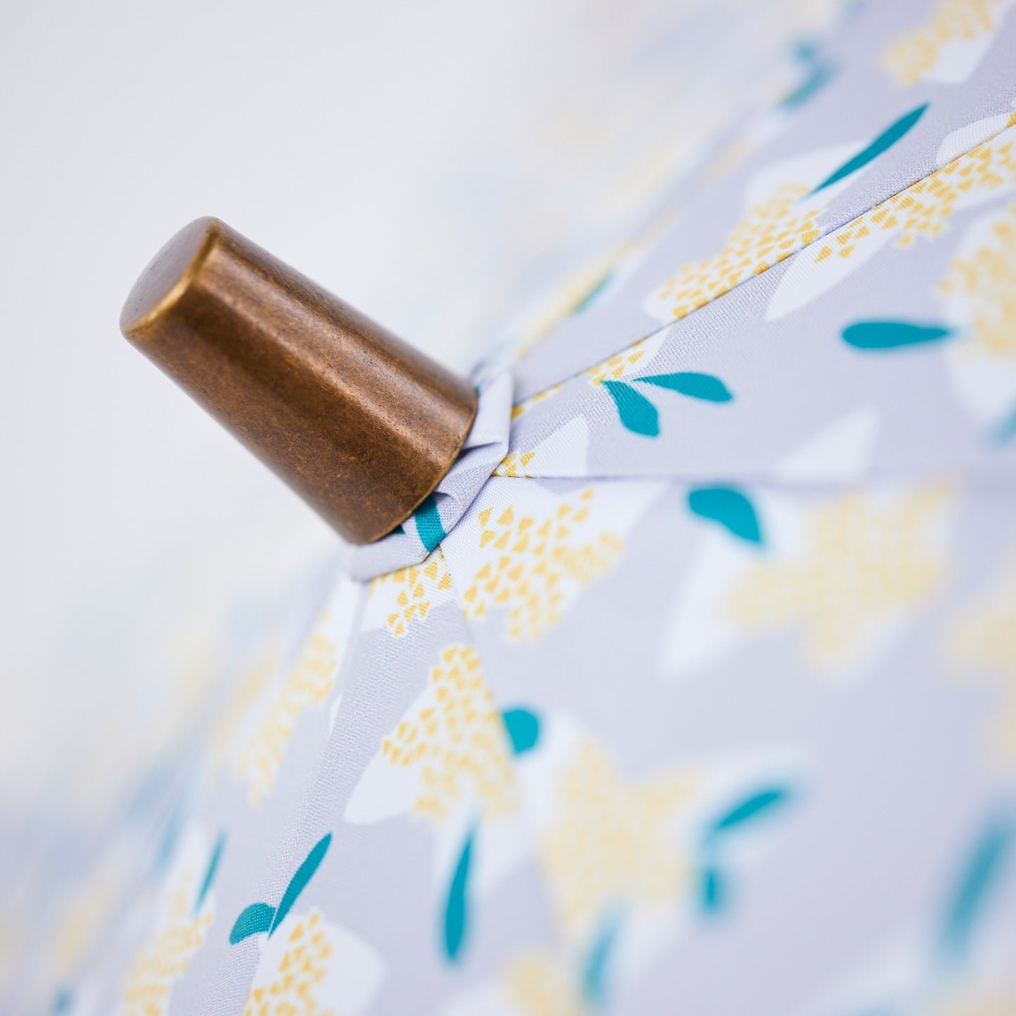 【晴雨兼用】coccaの日傘雨傘 elder flower  刺繍(折りたたみ)