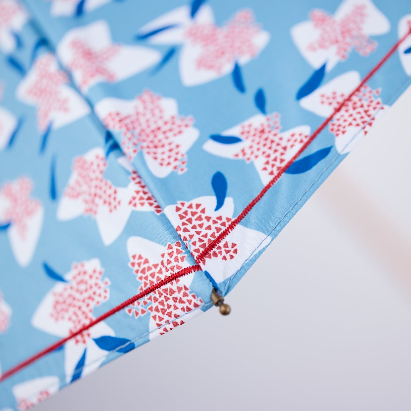 【晴雨兼用】coccaの日傘雨傘 elder flower  刺繍(折りたたみ)