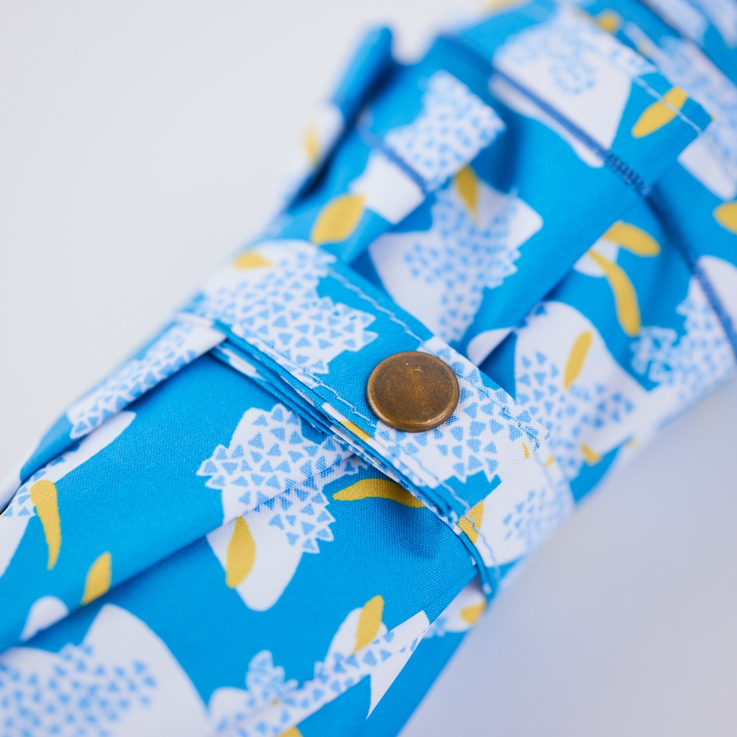 【晴雨兼用】coccaの日傘雨傘 elder flower  刺繍(折りたたみ)