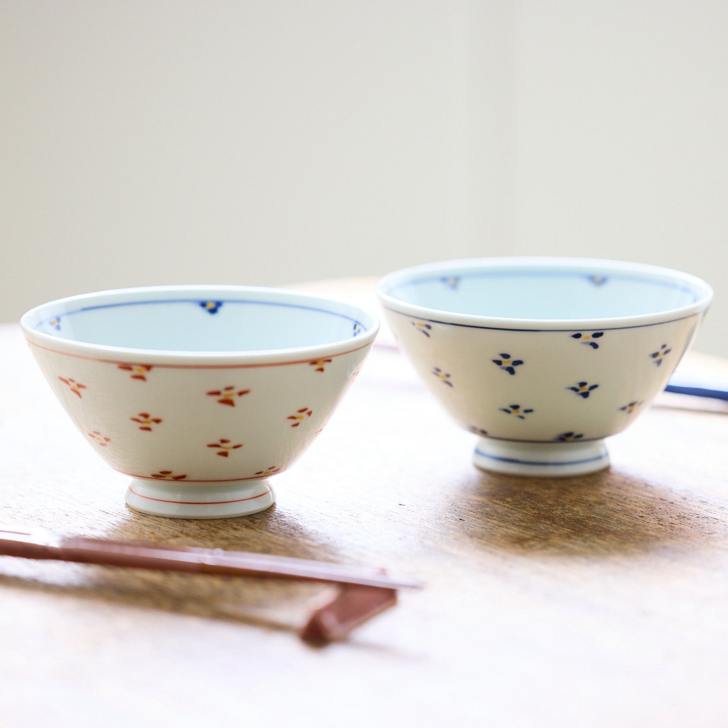 【波佐見焼】小花 ご飯茶碗