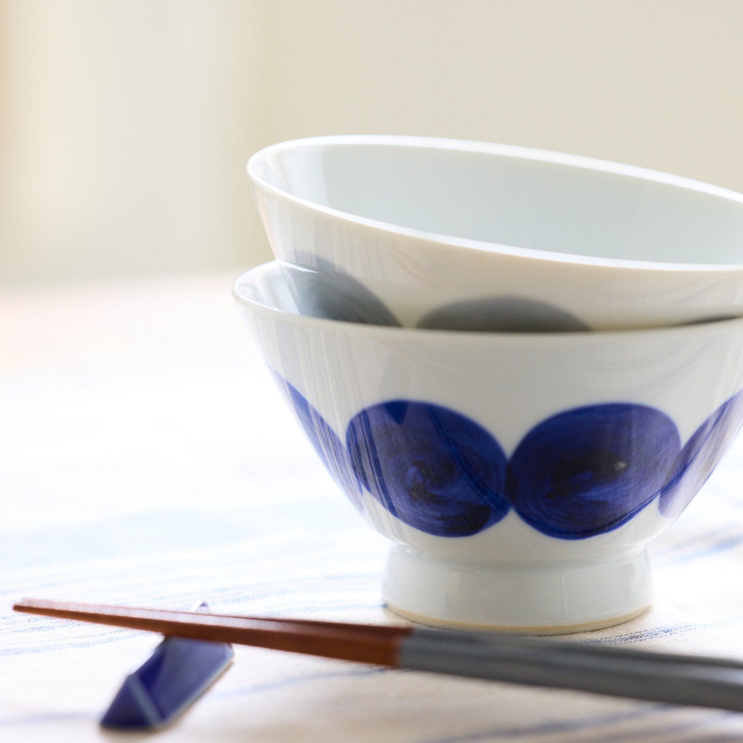 【波佐見焼】丸紋つなぎ ご飯茶碗 - cocca