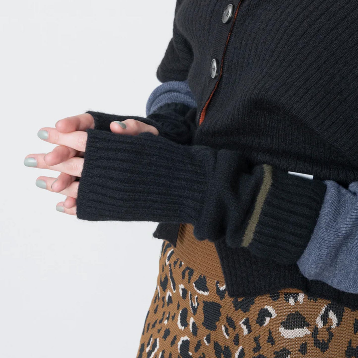 TRICOTÉ -LINE RIB ARM WARMERS- ラインリブアームウォーマー