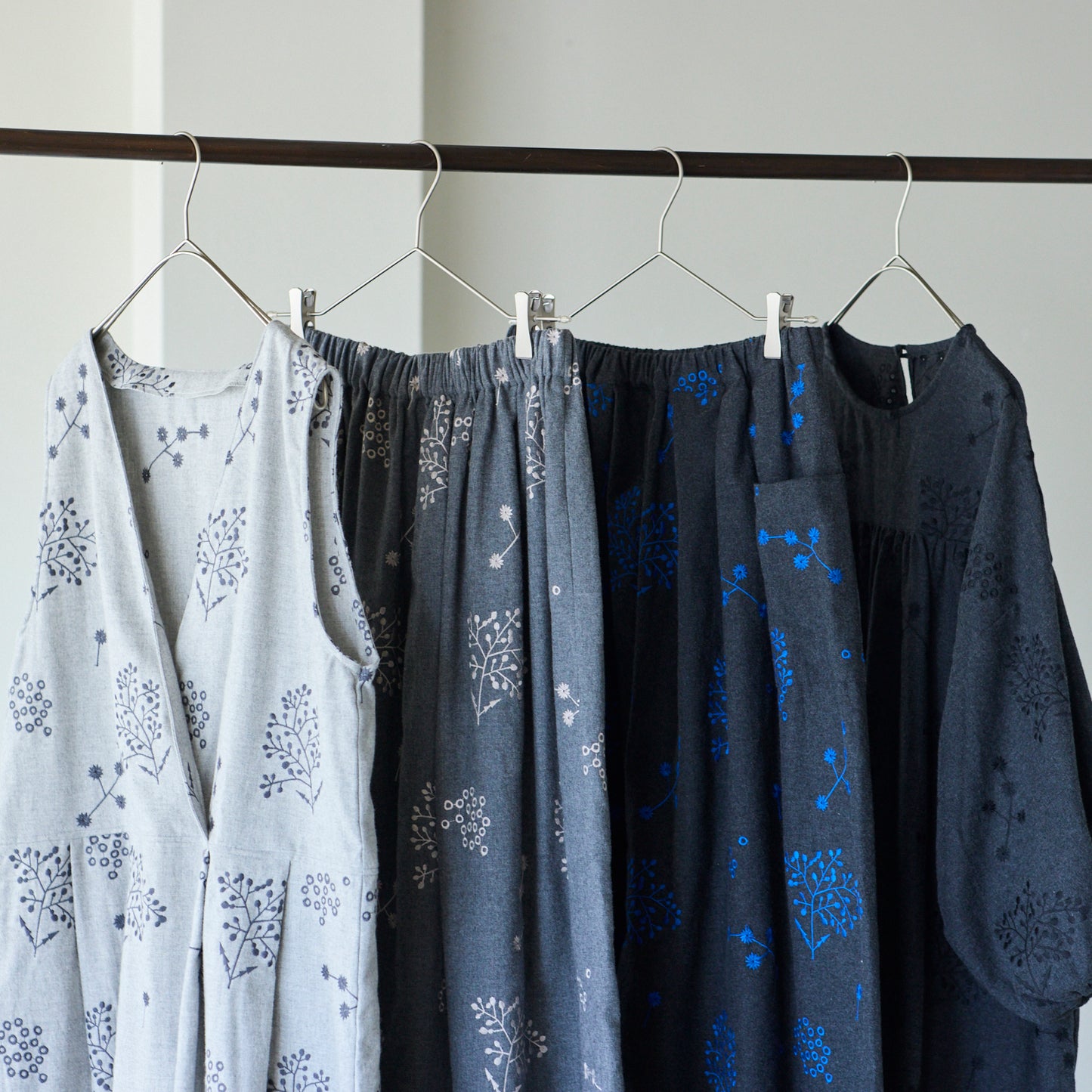 echino/エチノ 2024 ～刺繍 Botanical～ ビエラ杢起毛