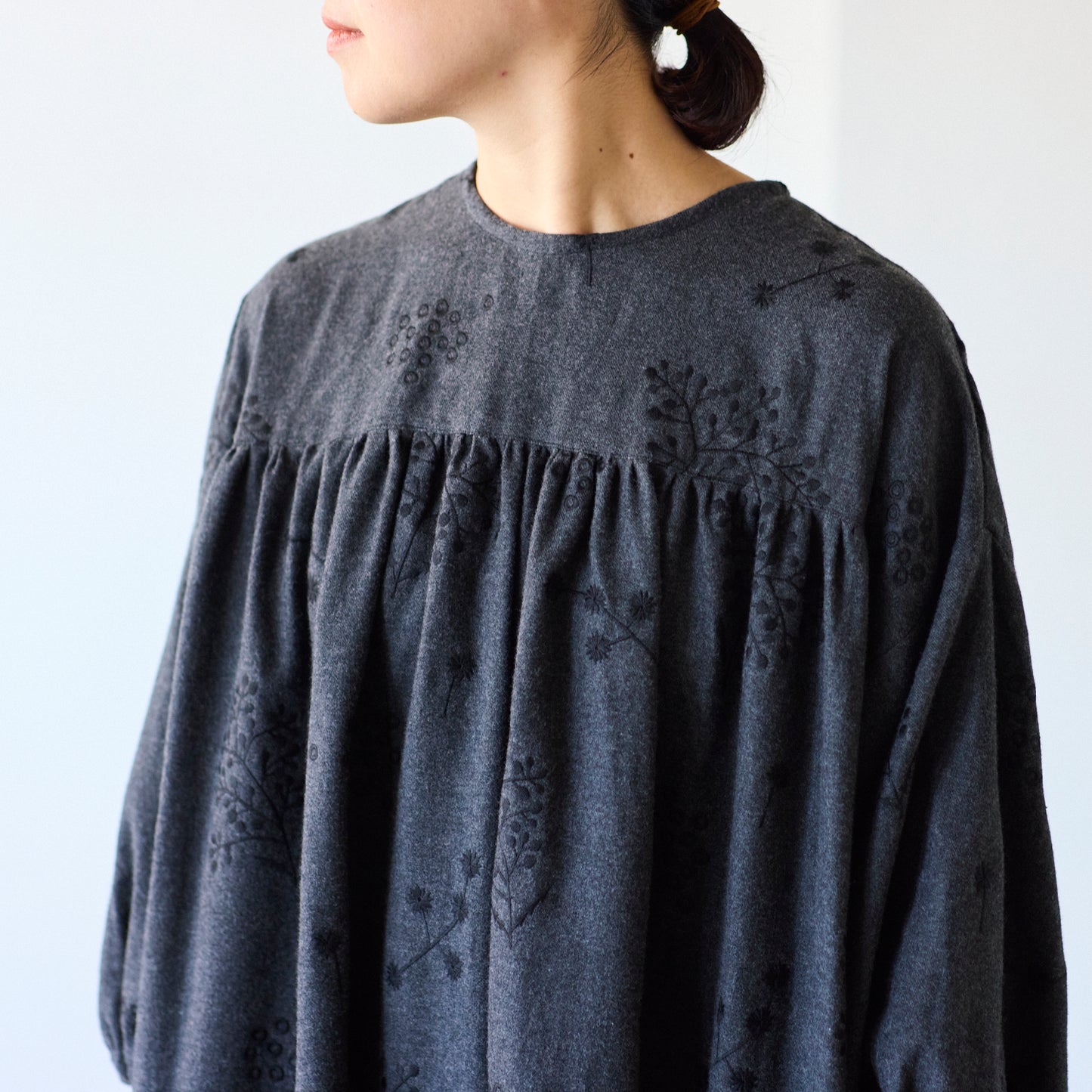 echino/エチノ 2024 ～刺繍 Botanical～ ビエラ杢起毛