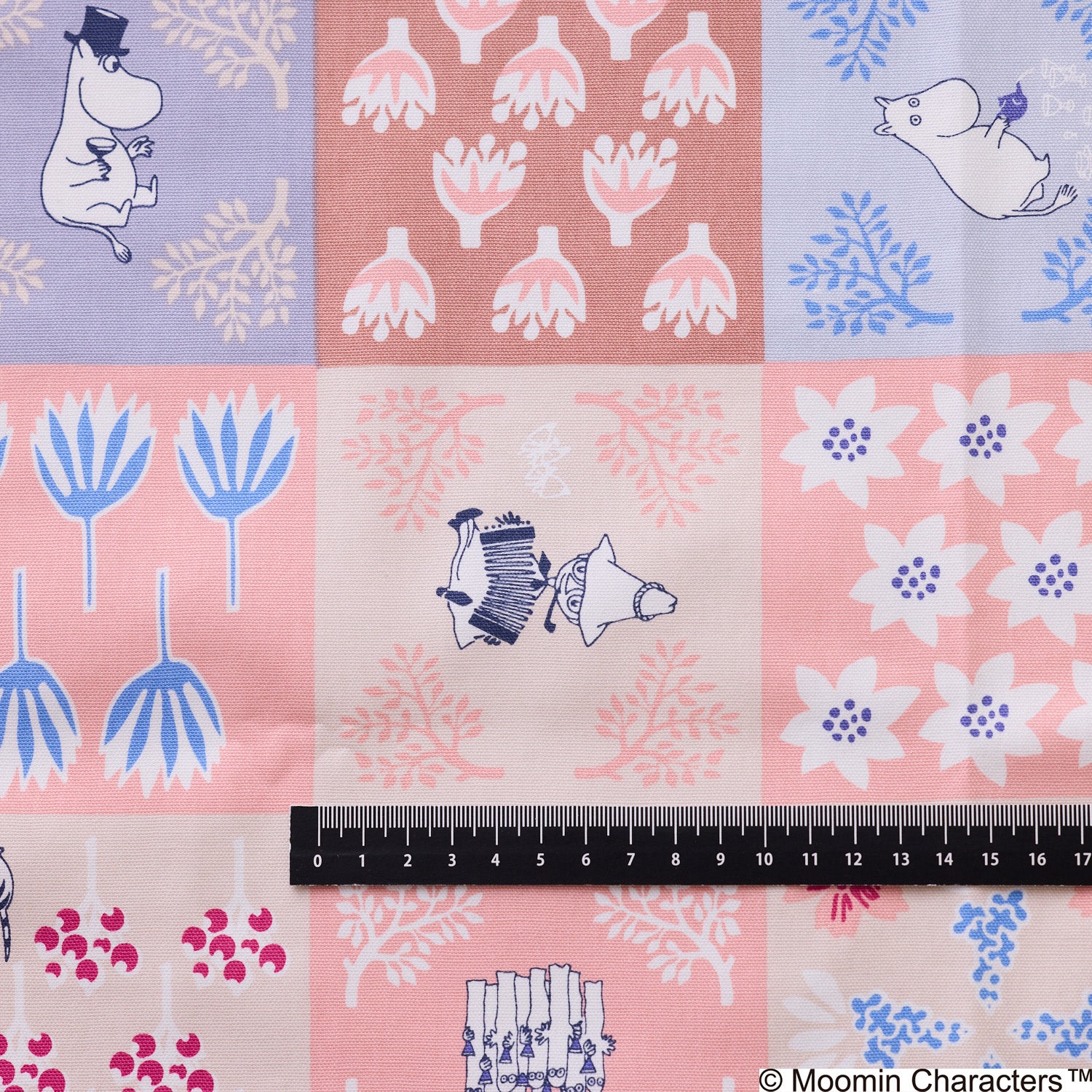 (無料サンプル)MOOMIN ムーミン ～森と花のあいだで～ 綿100％オックス - cocca