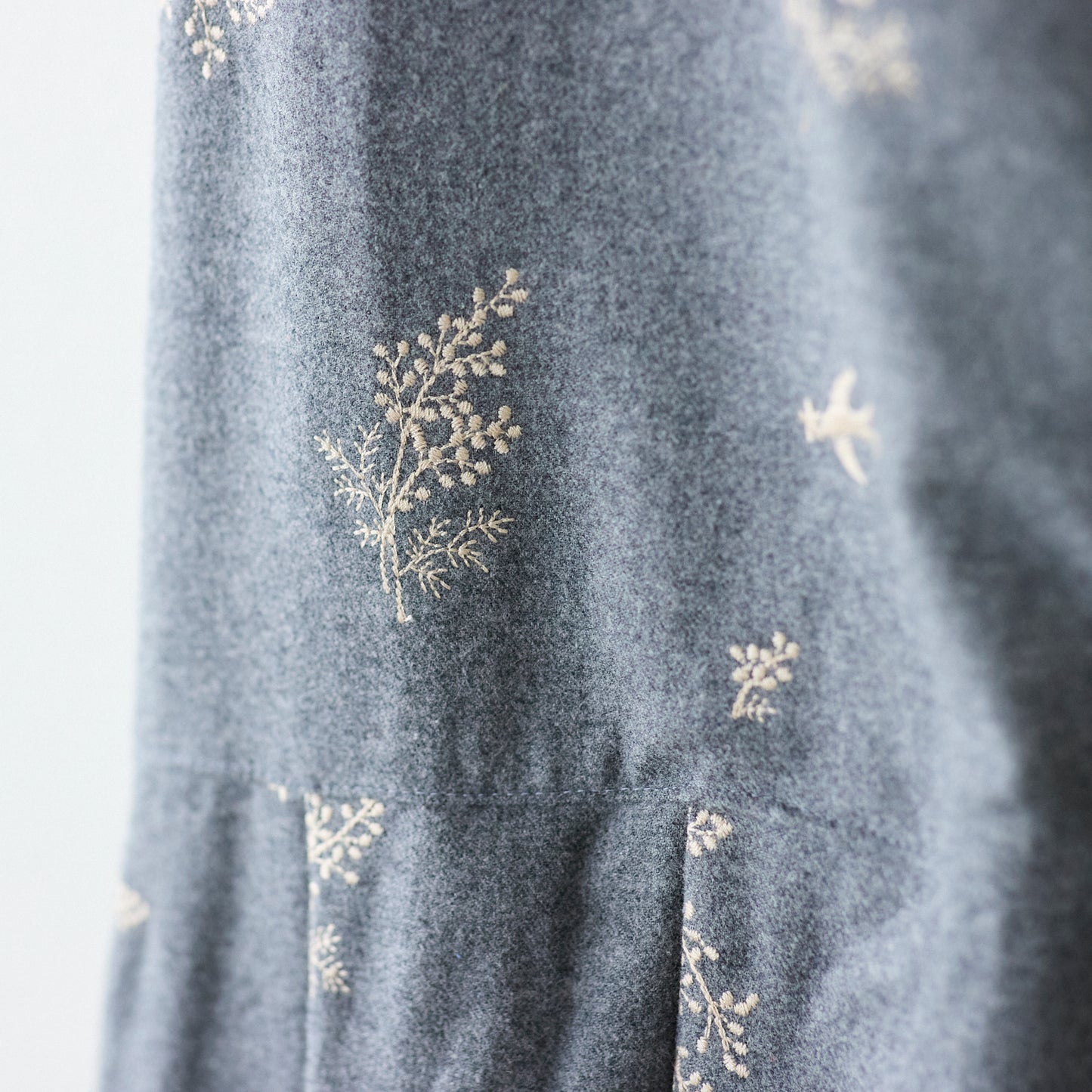 杢ビエラ起毛 綿100％  ～刺繍 ミモザ柄～