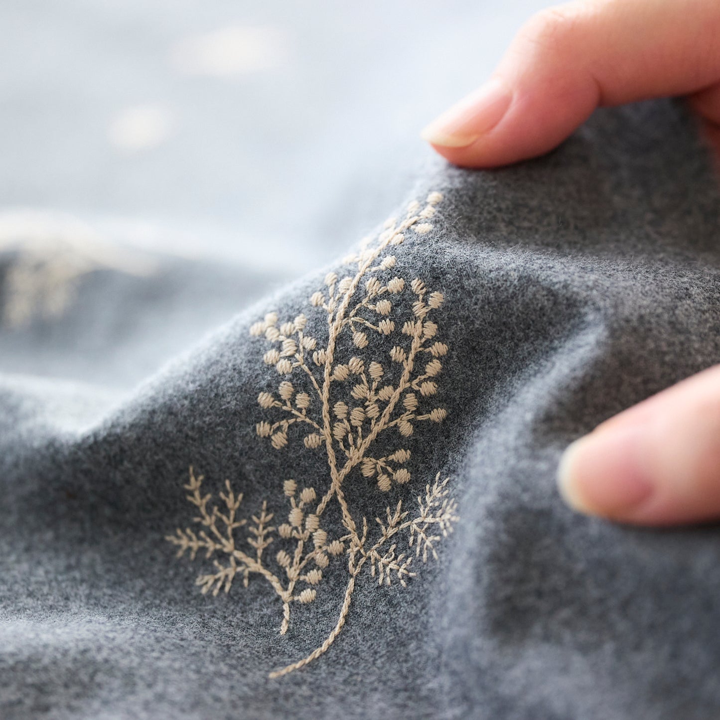 杢ビエラ起毛 綿100％  ～刺繍 ミモザ柄～