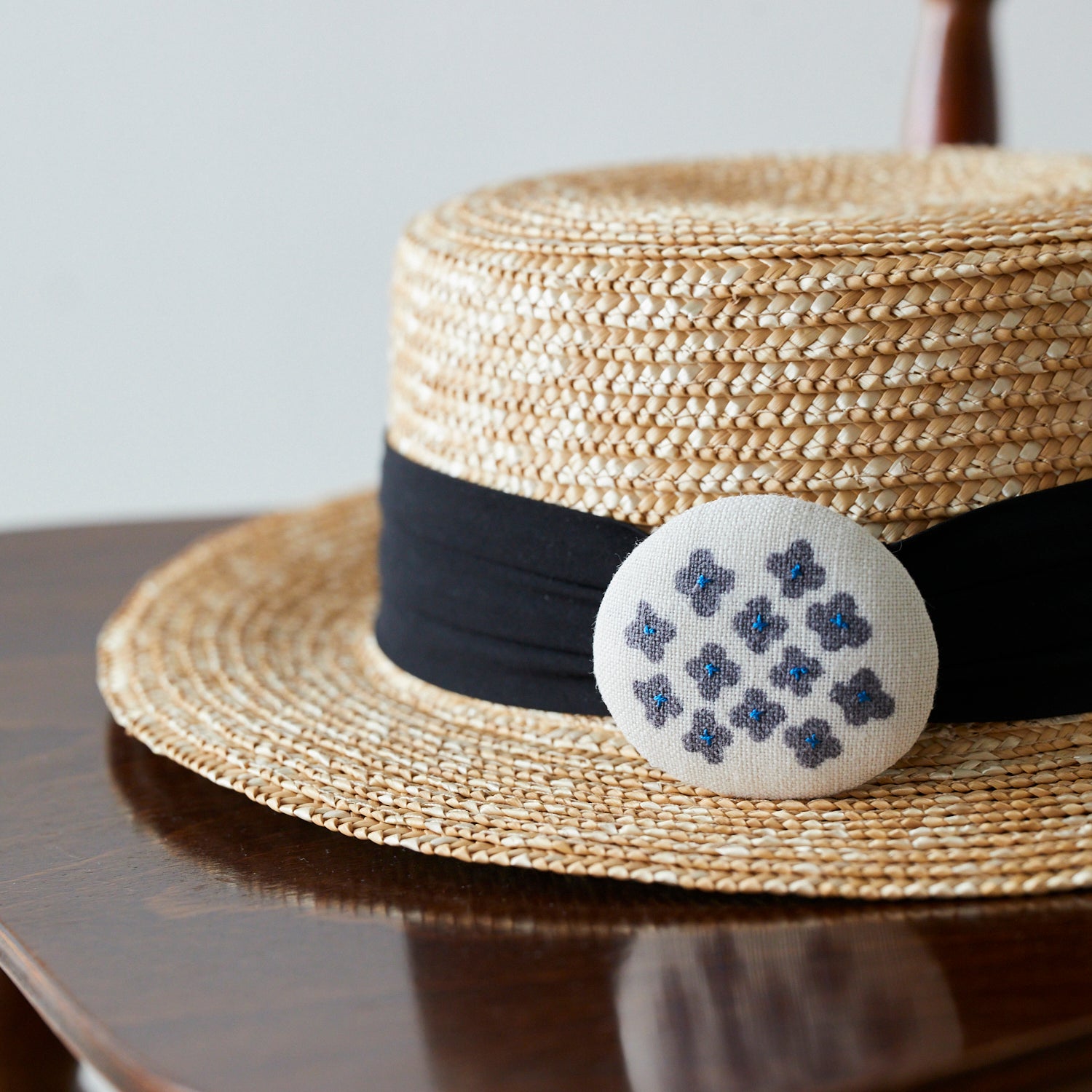 cocca(コッカ) ｜生地通販｜Tomotake～刺繍ブローチ～コットンベルベット