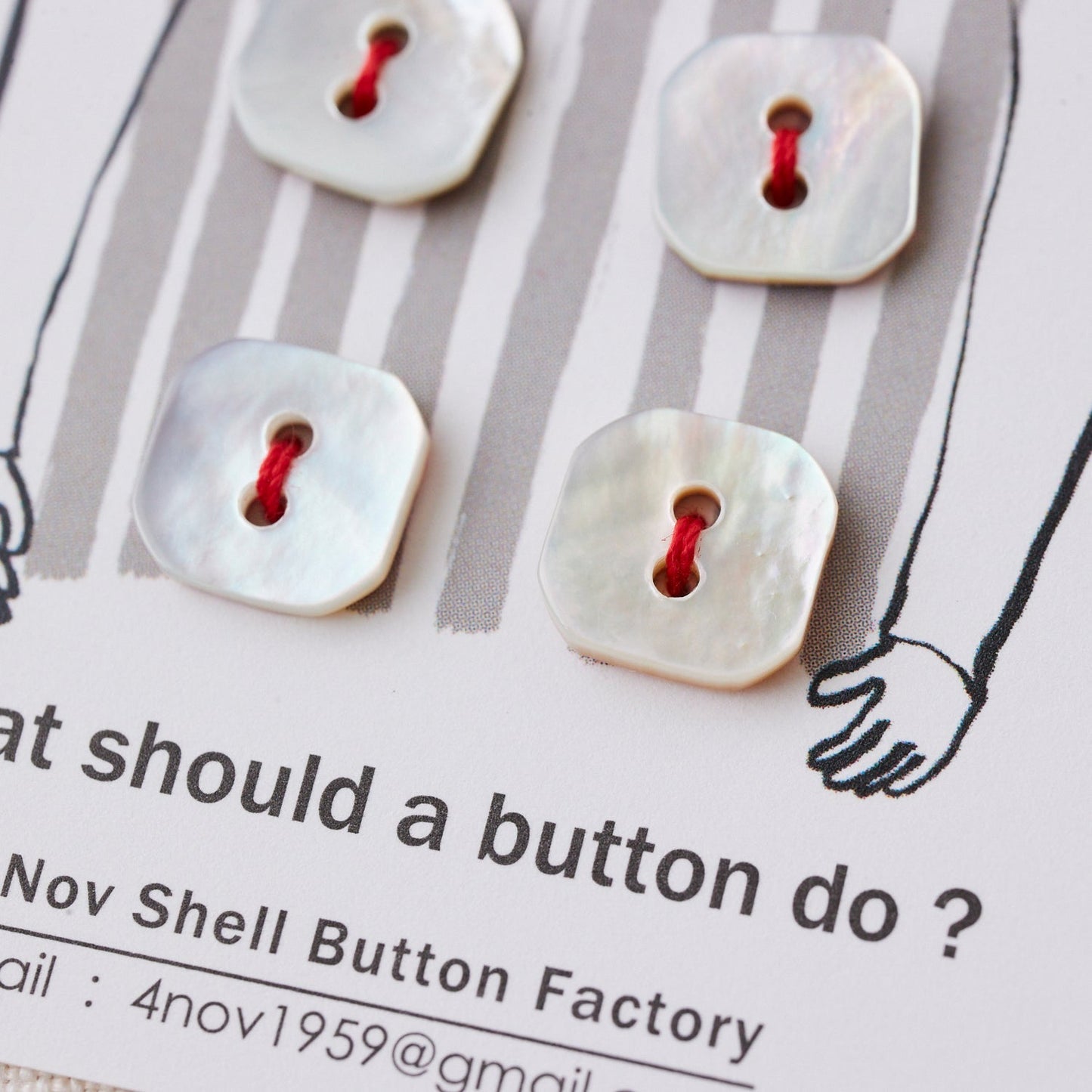 【4Nov】貝ボタン 四角 11.5mm(アコヤ貝)