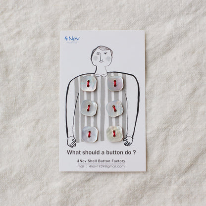 【4Nov】貝ボタン 四角 11.5mm(アコヤ貝)