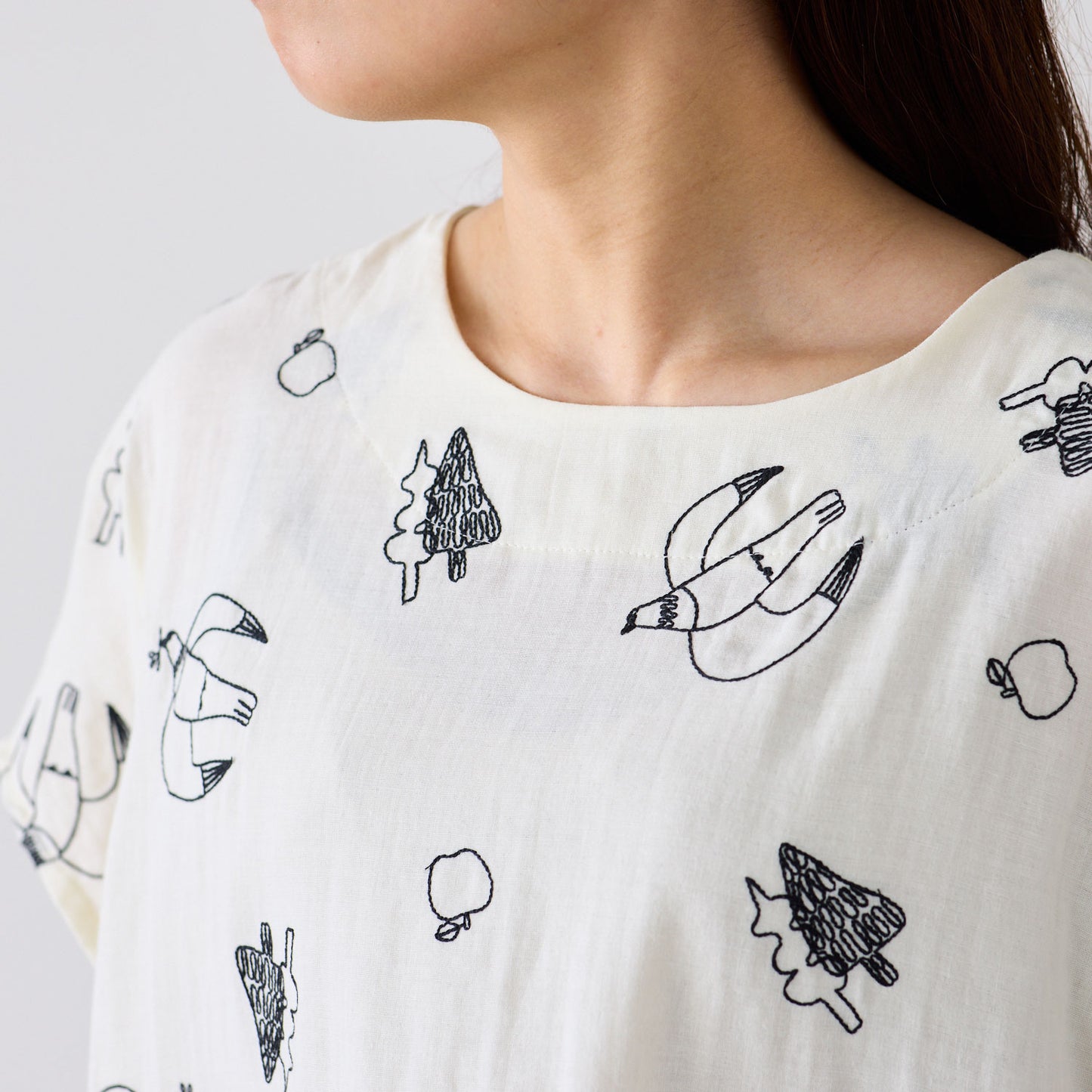 【予約販売】＋HAyU fabric  ～doves～ ダブルガーゼ刺繍