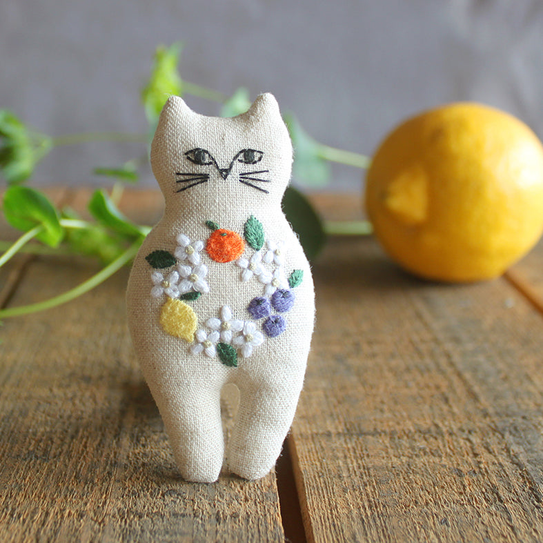【キット】nekogao 刺繍ブローチ