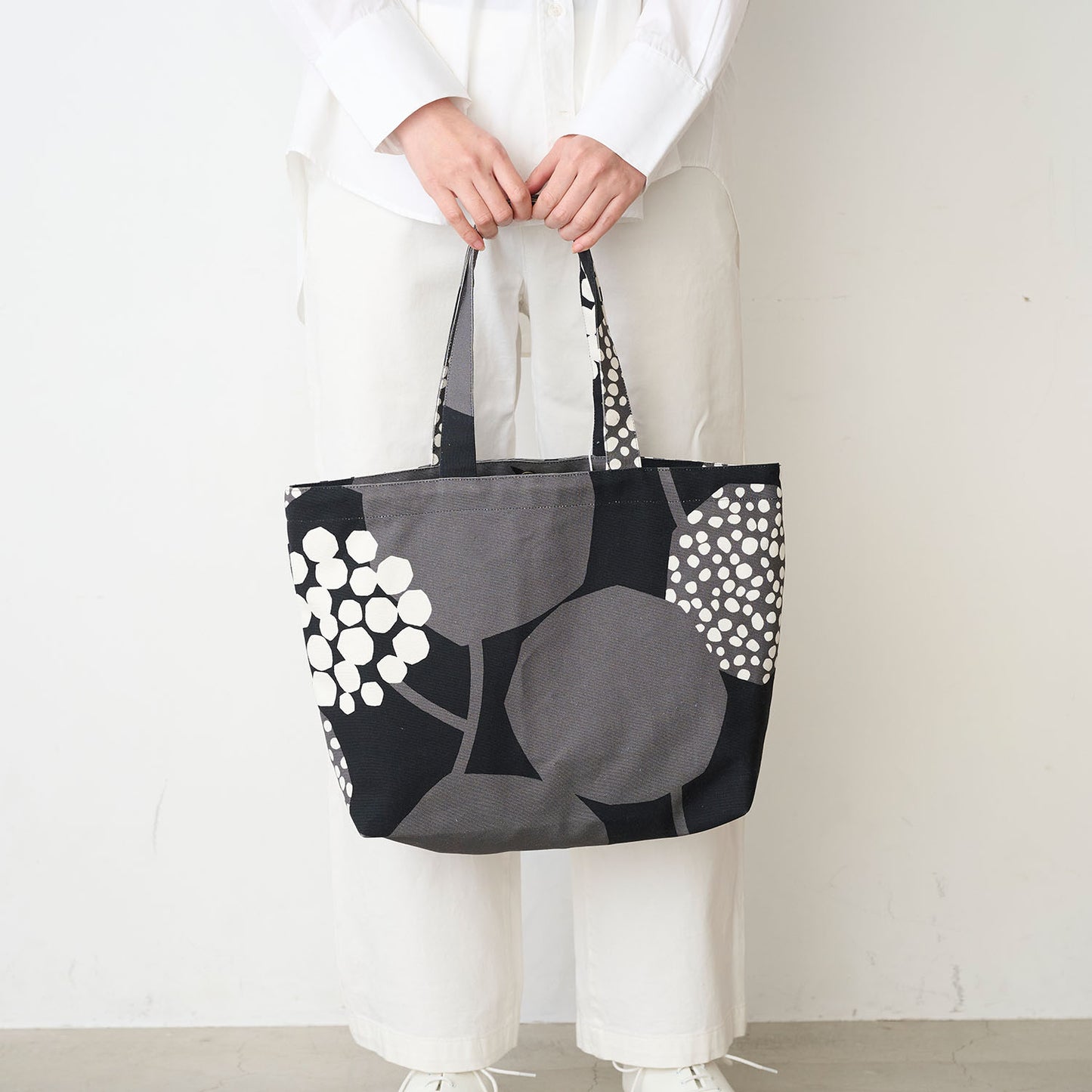 echino/エチノ -Medium Tote Bag- ミディアムトートバッグ - cocca