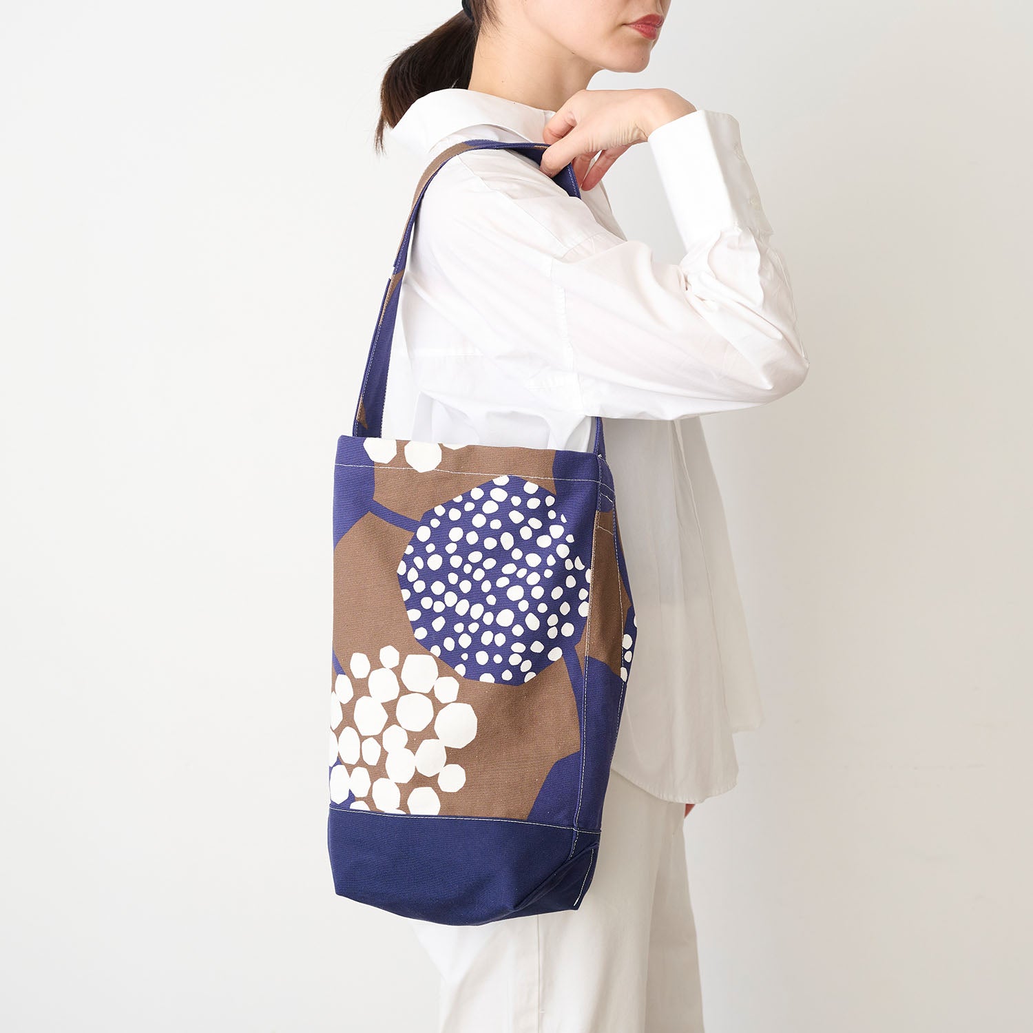 5 コハウチワカエデ cocca(コッカ) ｜生地通販｜echino/エチノ -Cylinder Tote Bagt