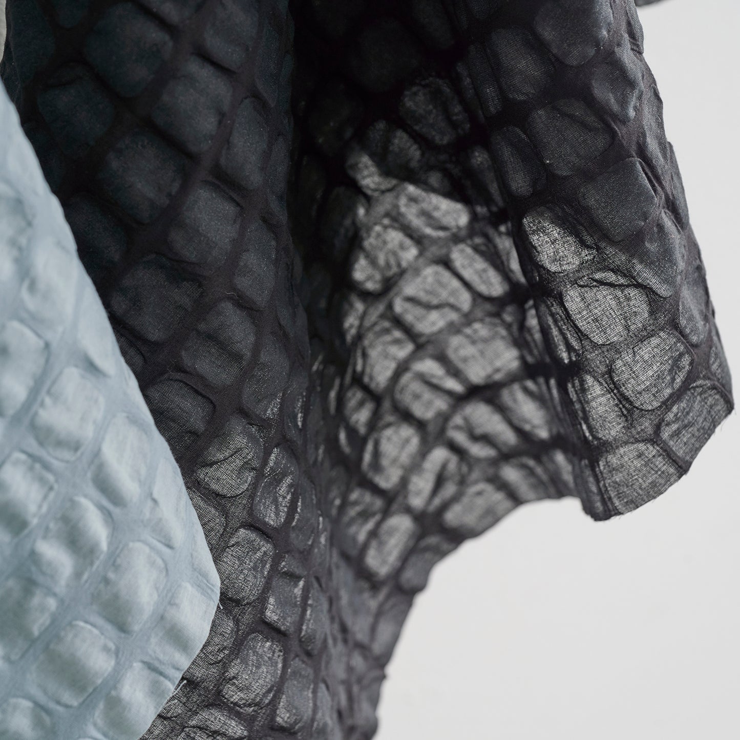 デザインワッフル無地 ～塩縮加工～ 綿100％