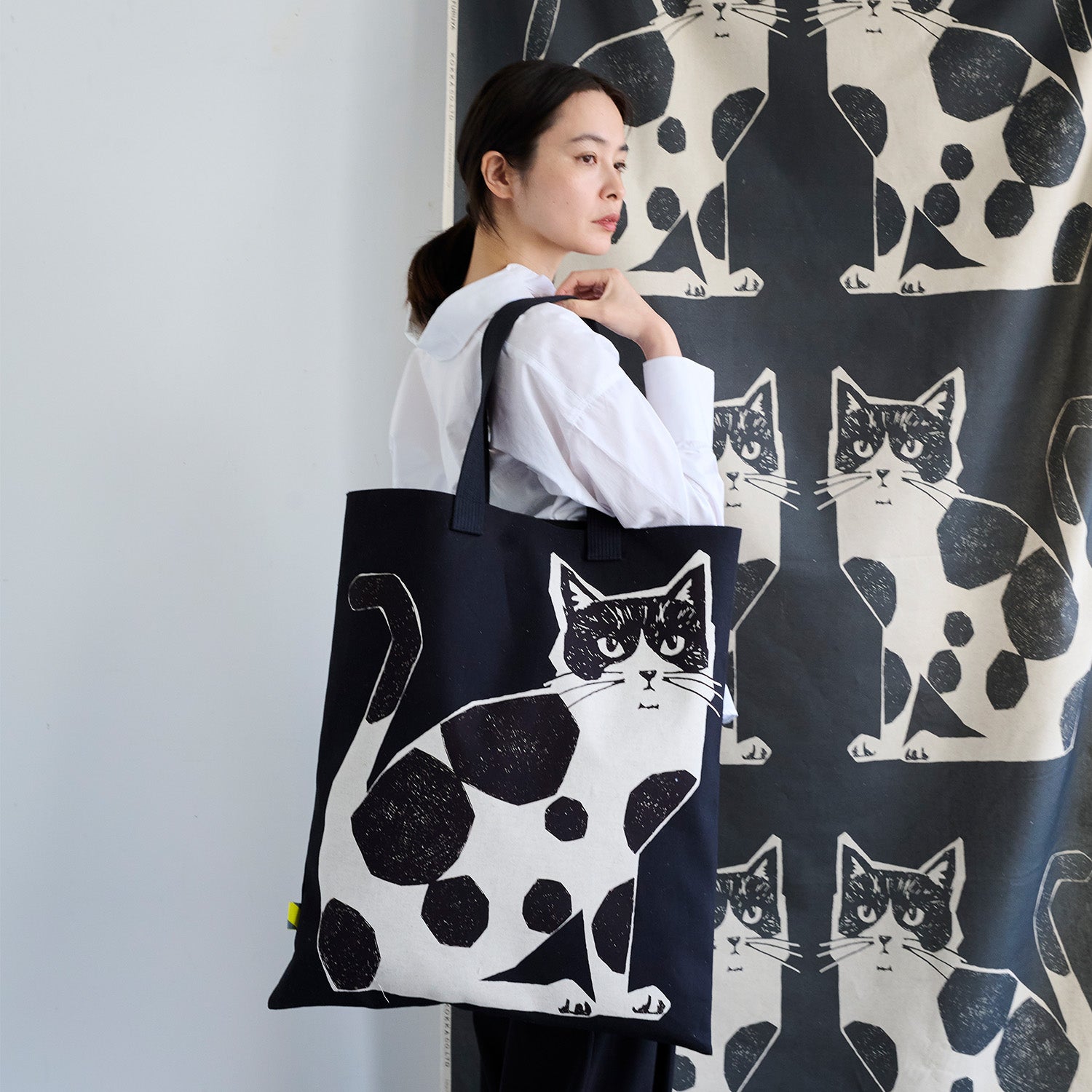 【予約販売】echino/エチノ TWO CAT ～パネル生地 綿麻キャンバス～ NekoNoe K from 30 SEWINGPINS - cocca