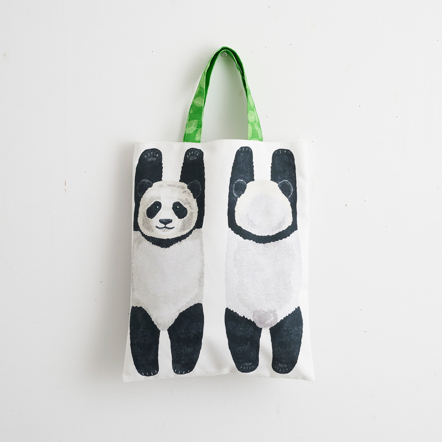 cocca(コッカ) ｜生地通販｜HOME DECO ～手を伸ばすぶら下がる動物たち