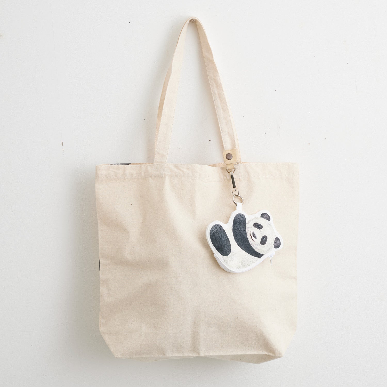 cocca(コッカ) ｜生地通販｜HOME DECO ～木にぶら下がる動物たち