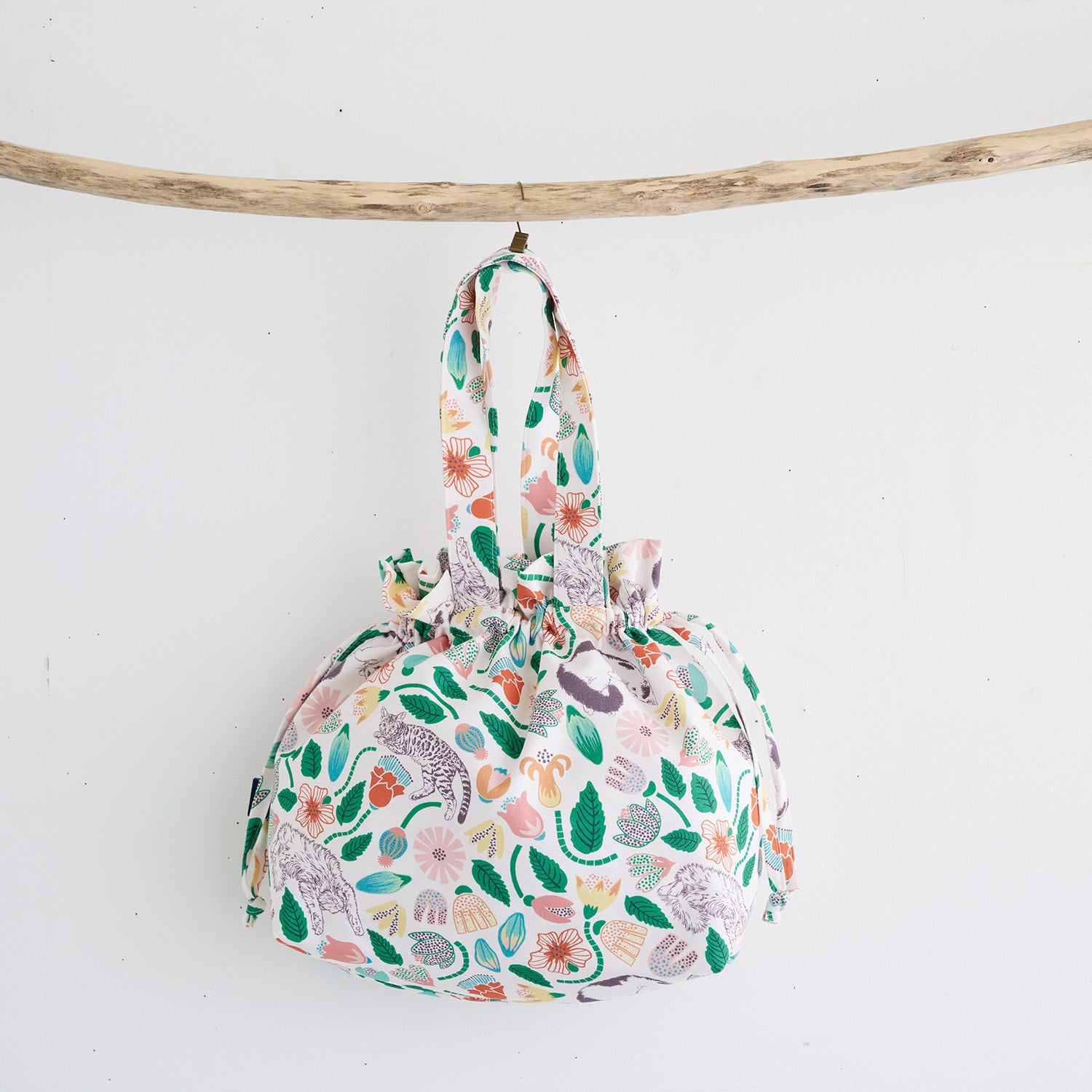 (無料サンプル)365 CAT ART ～猫たちのいる庭～ 綿100%シーチング - cocca