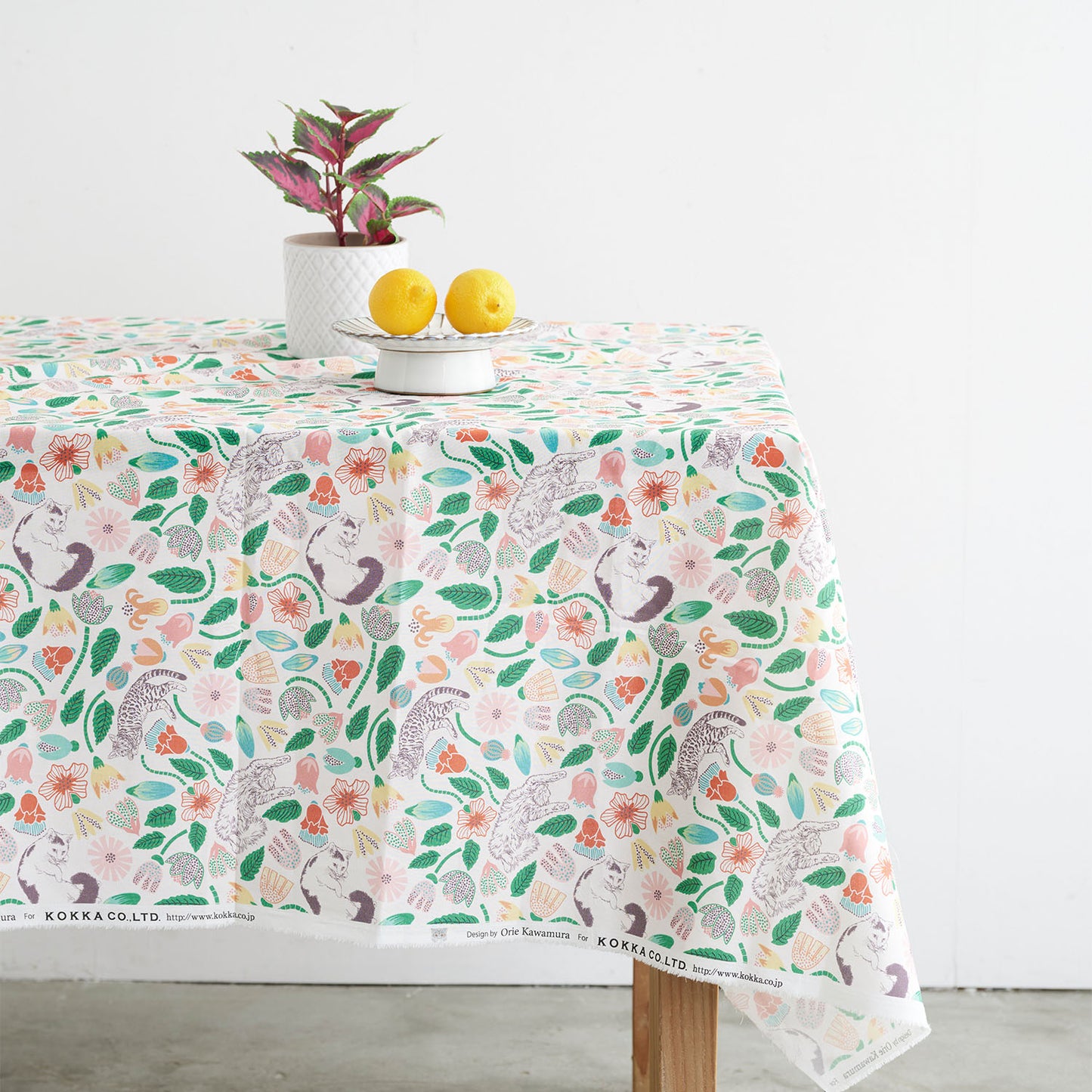 (無料サンプル)365 CAT ART ～猫たちのいる庭～ 綿100%シーチング - cocca